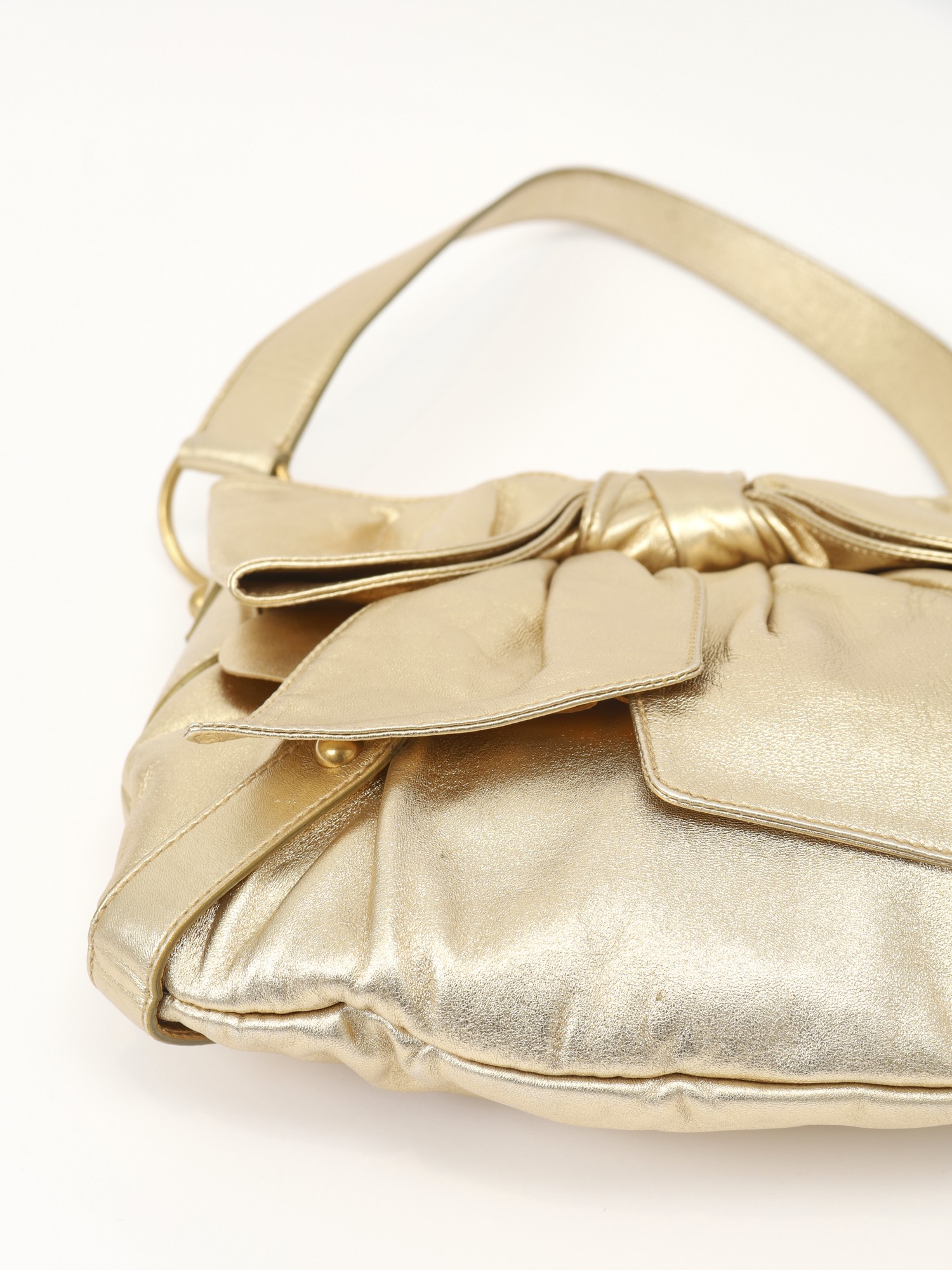 Saint Laurent Bow 5