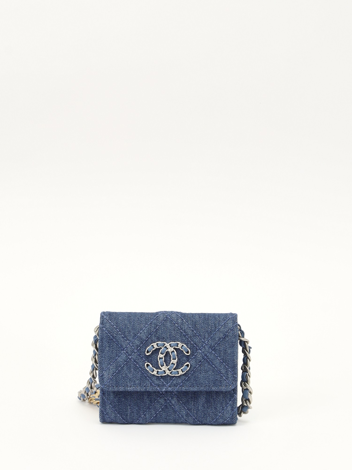 Chanel 19 0