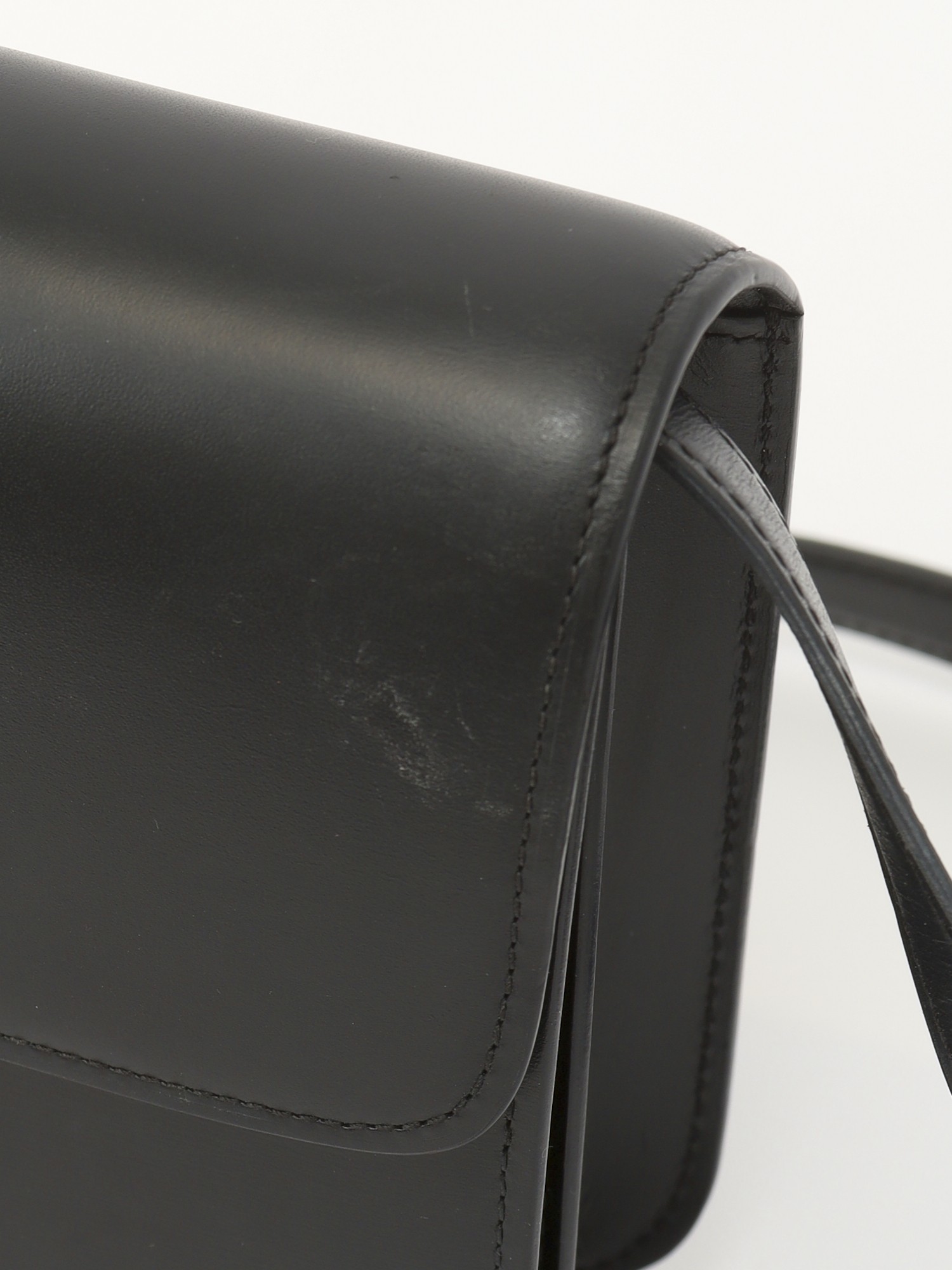 Celine Classic 6