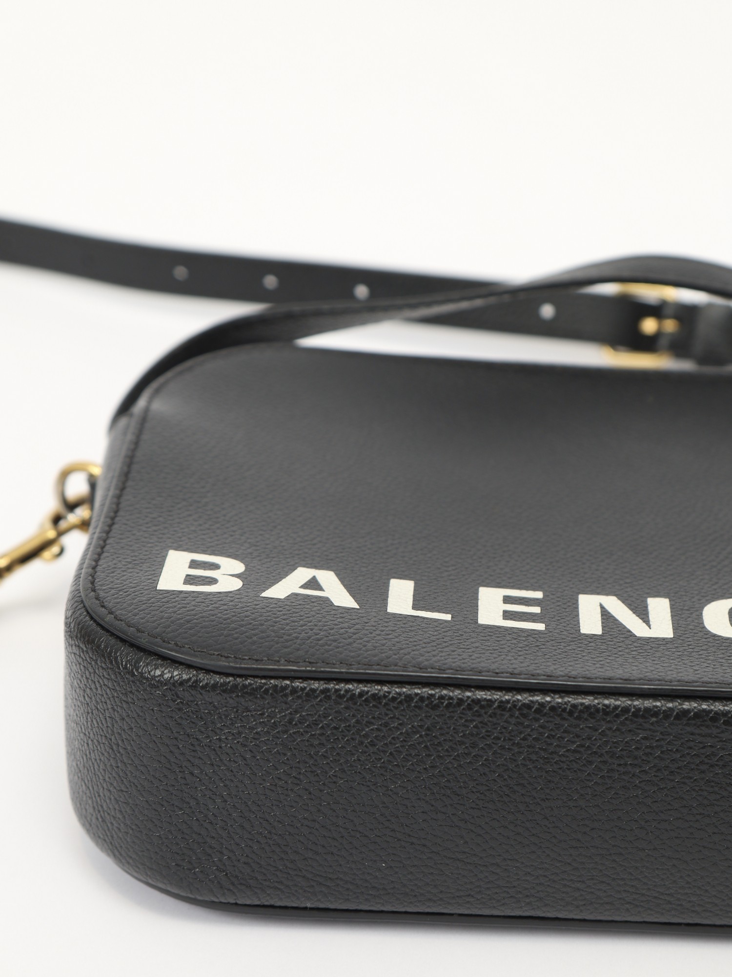 Balenciaga Everyday  8