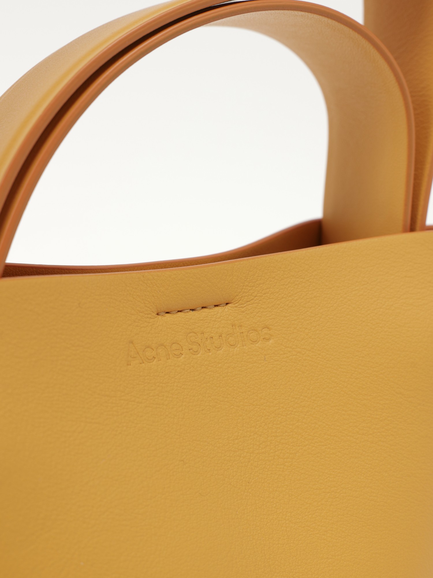 Acne Studios Musubi 5