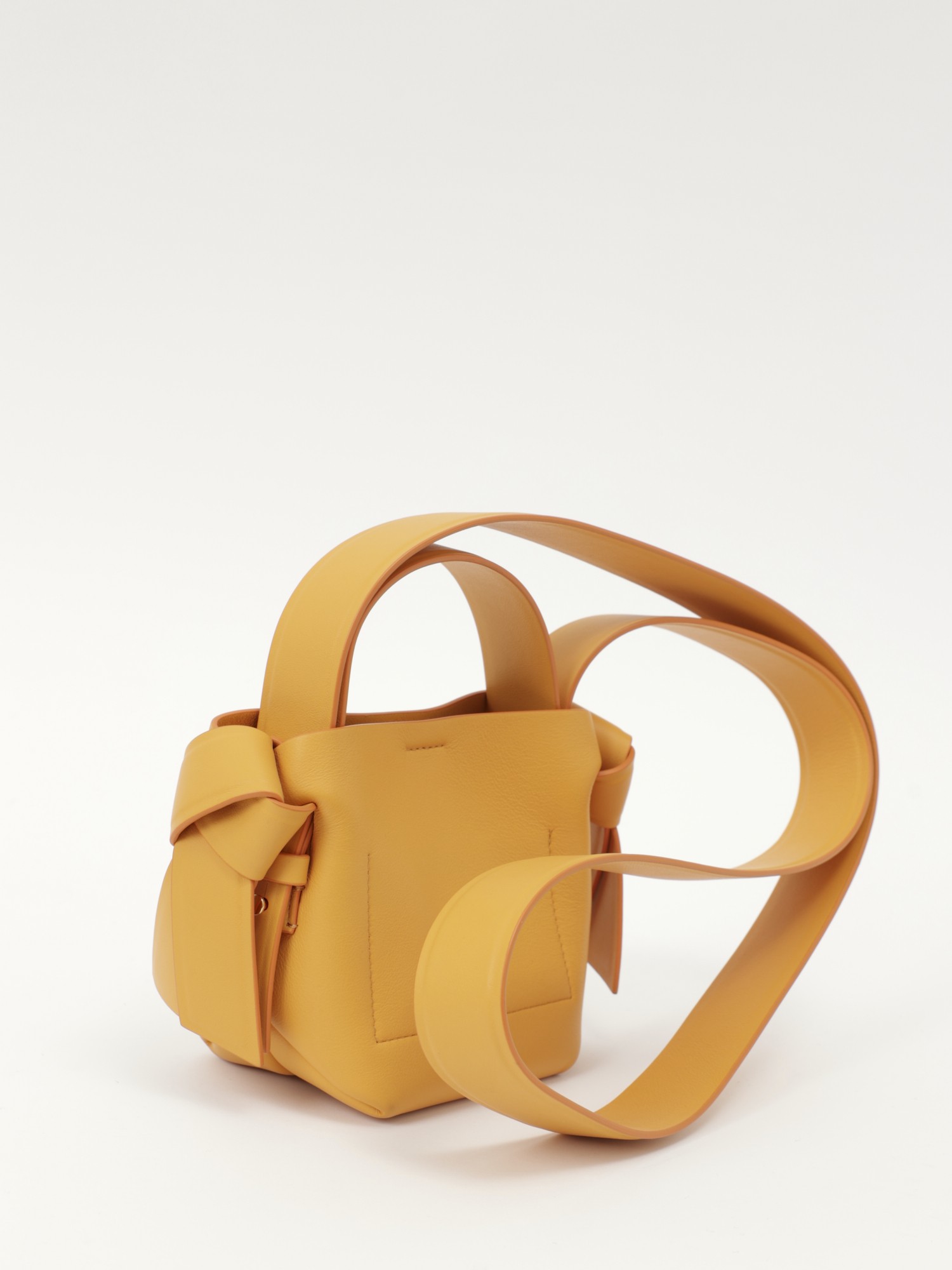 Acne Studios Musubi 3