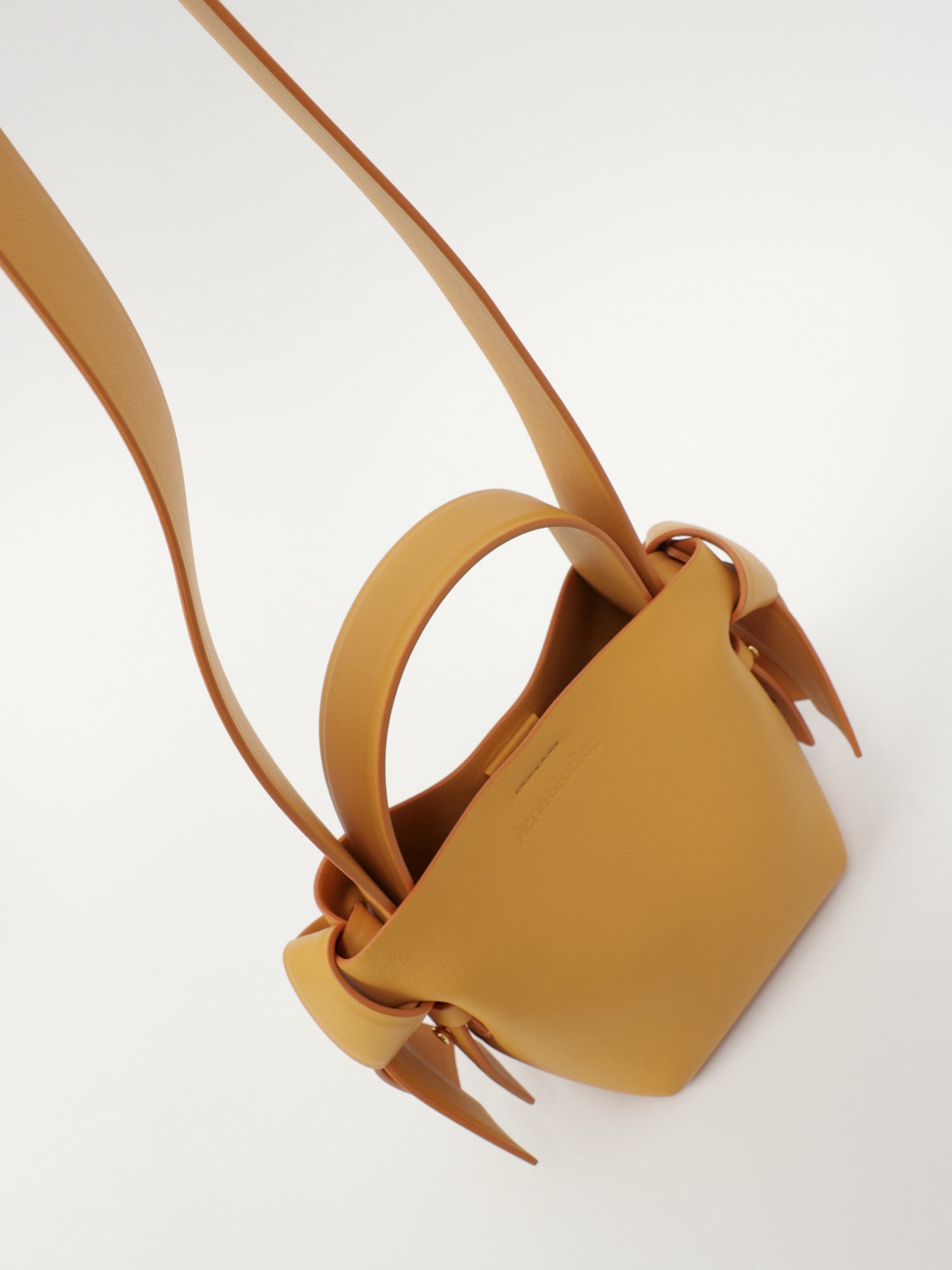 Acne Studios Musubi 4