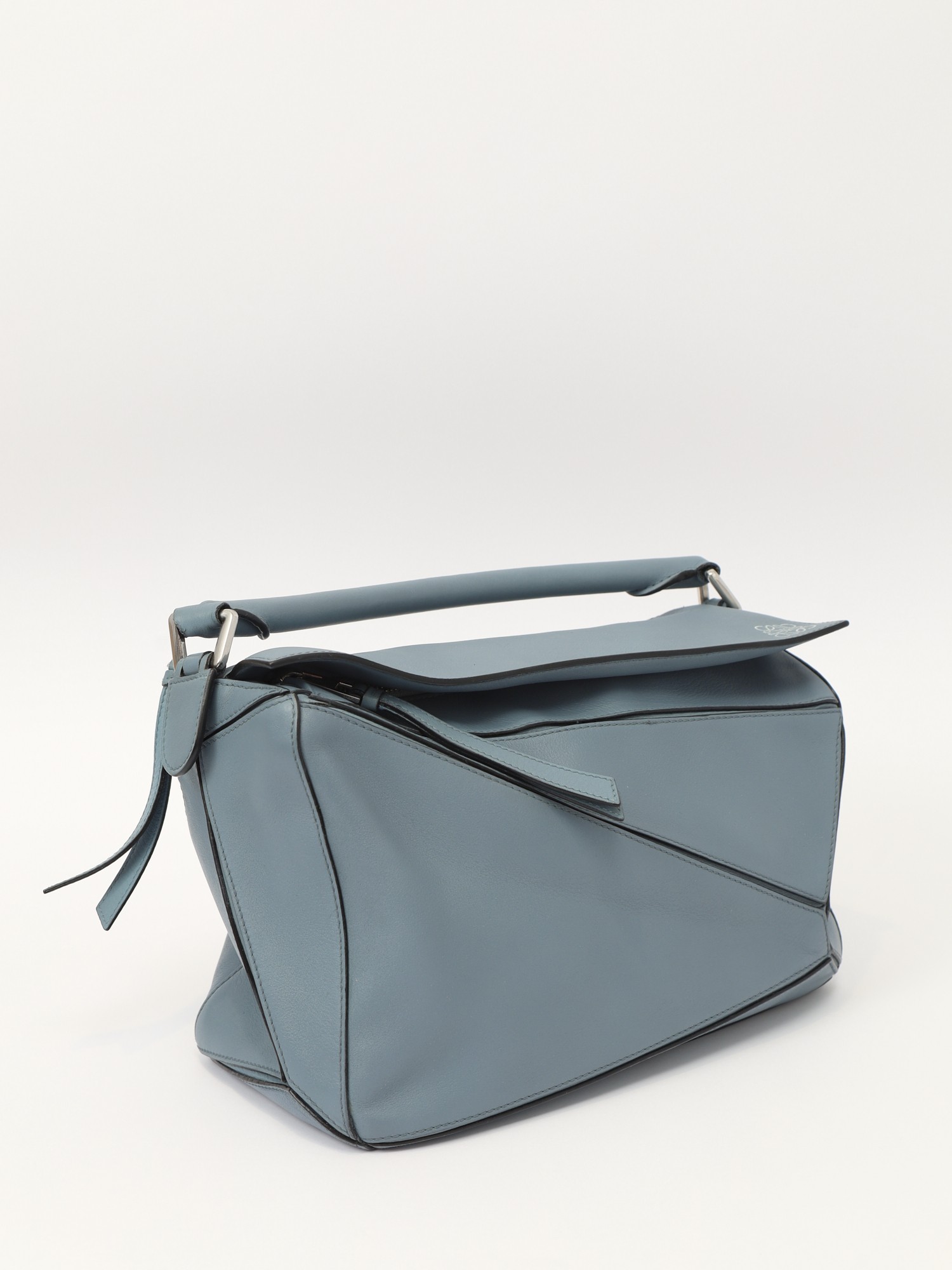 Loewe Puzzle  2
