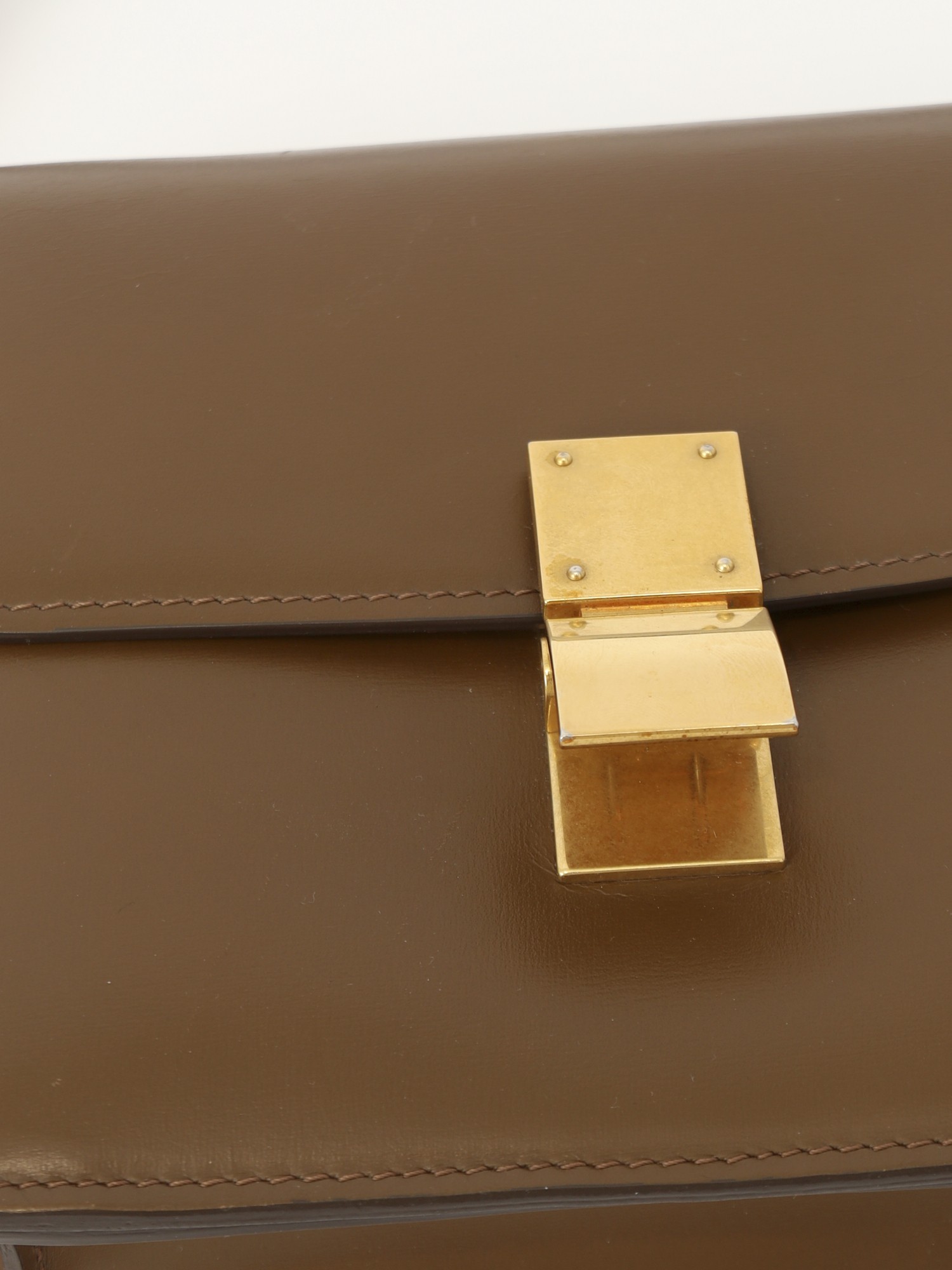 Celine Classic 9
