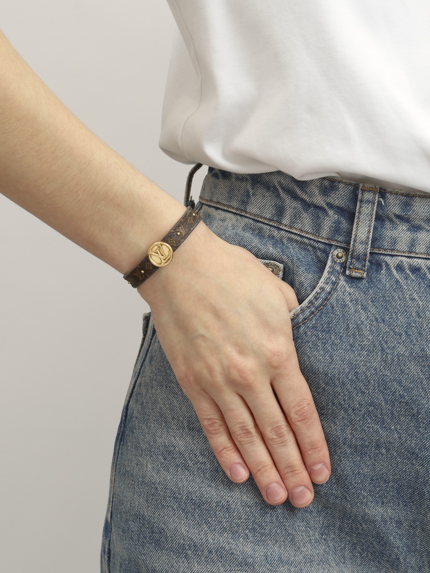 Louis Vuitton Bracelet 1