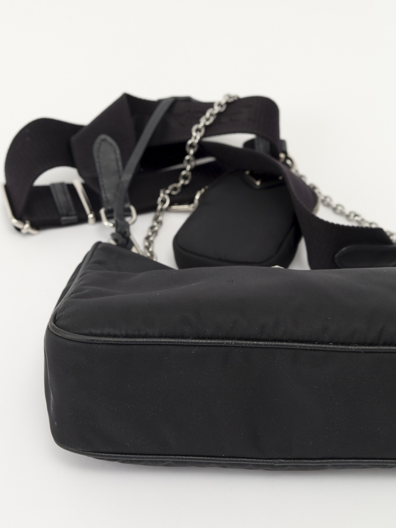 Prada Re-Edition 2005 11