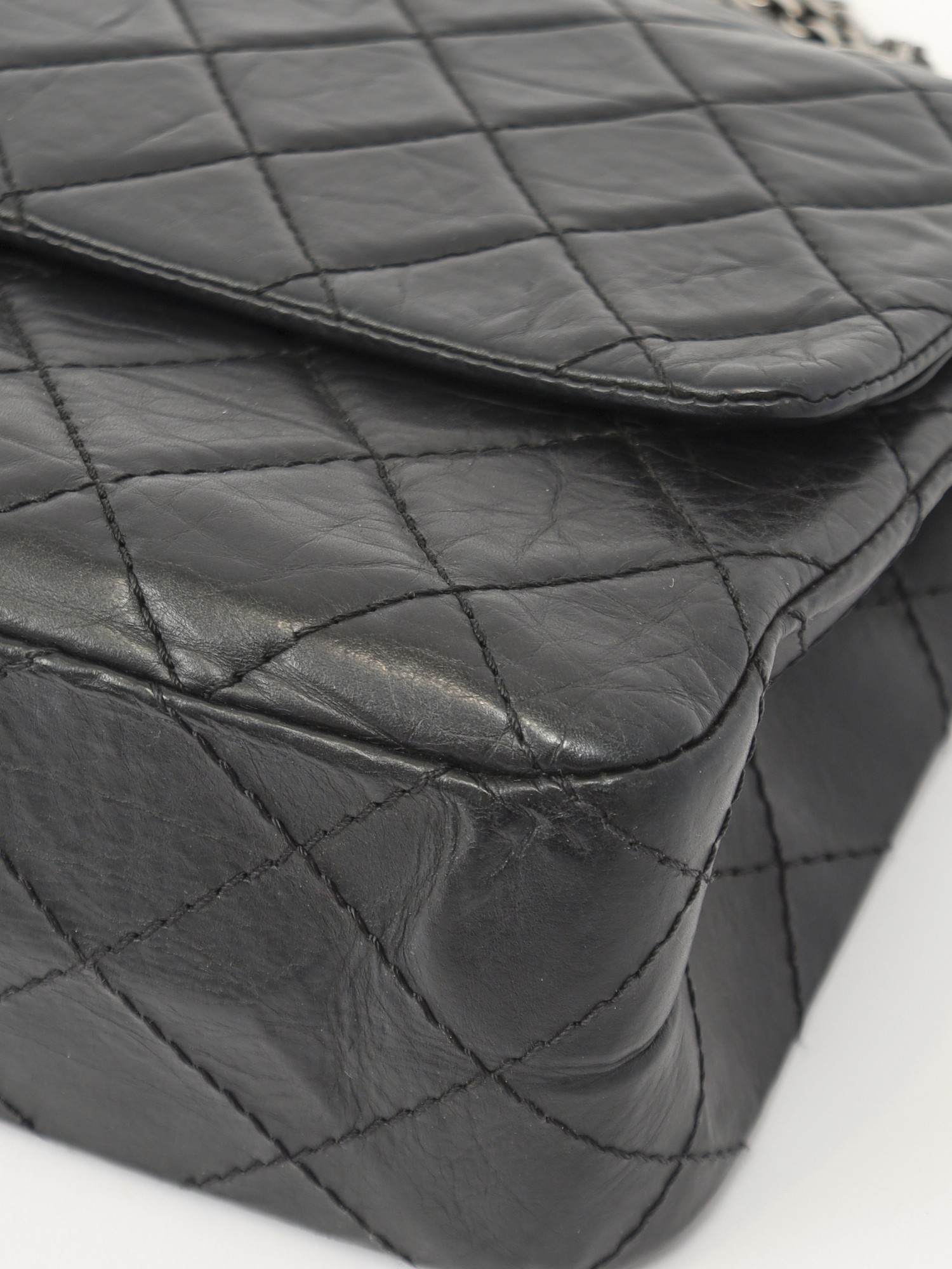 Chanel 2.55 9