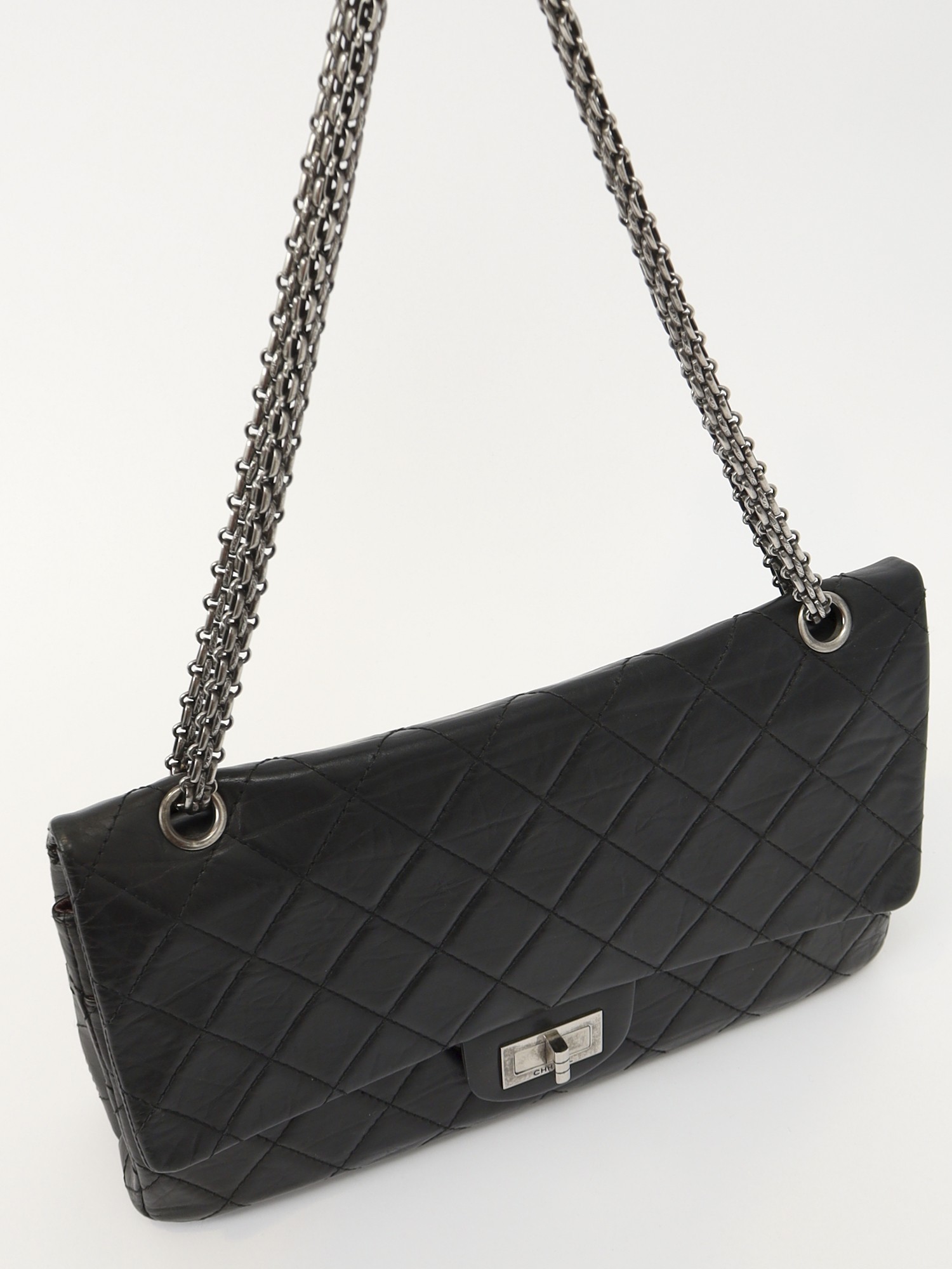 Chanel 2.55 4