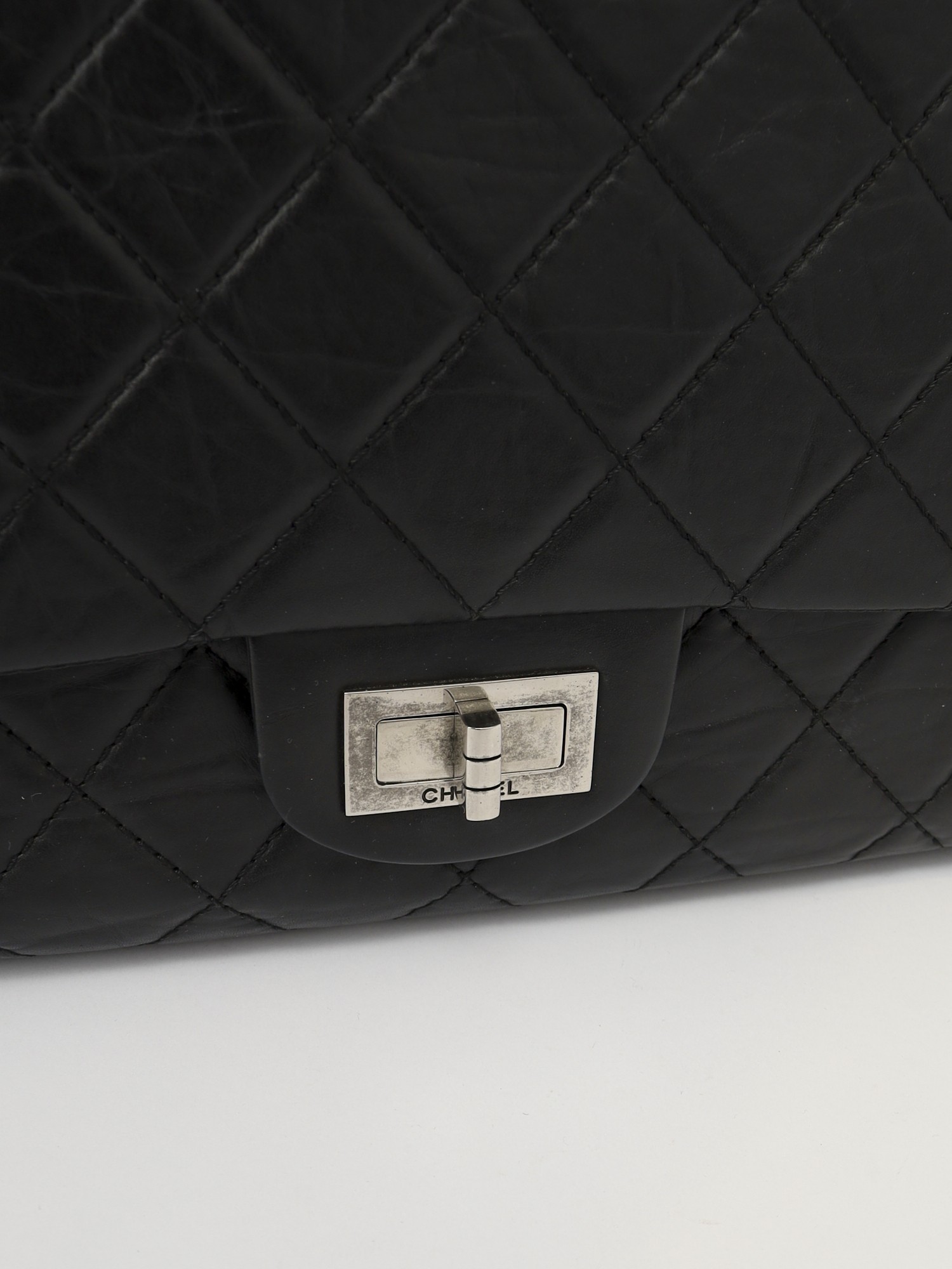 Chanel 2.55 5