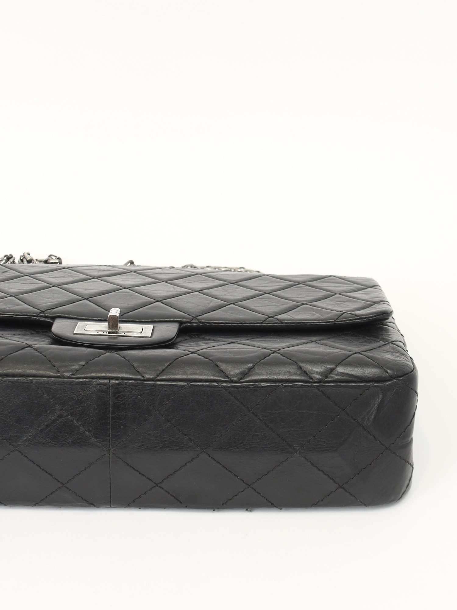 Chanel 2.55 7