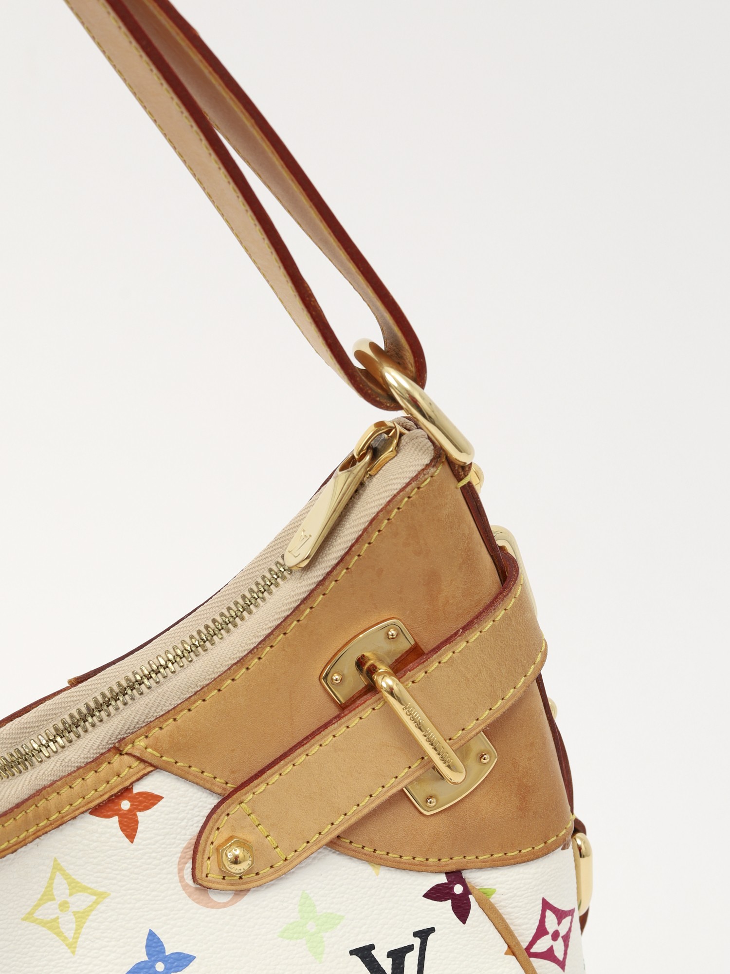 Louis Vuitton Greta 8
