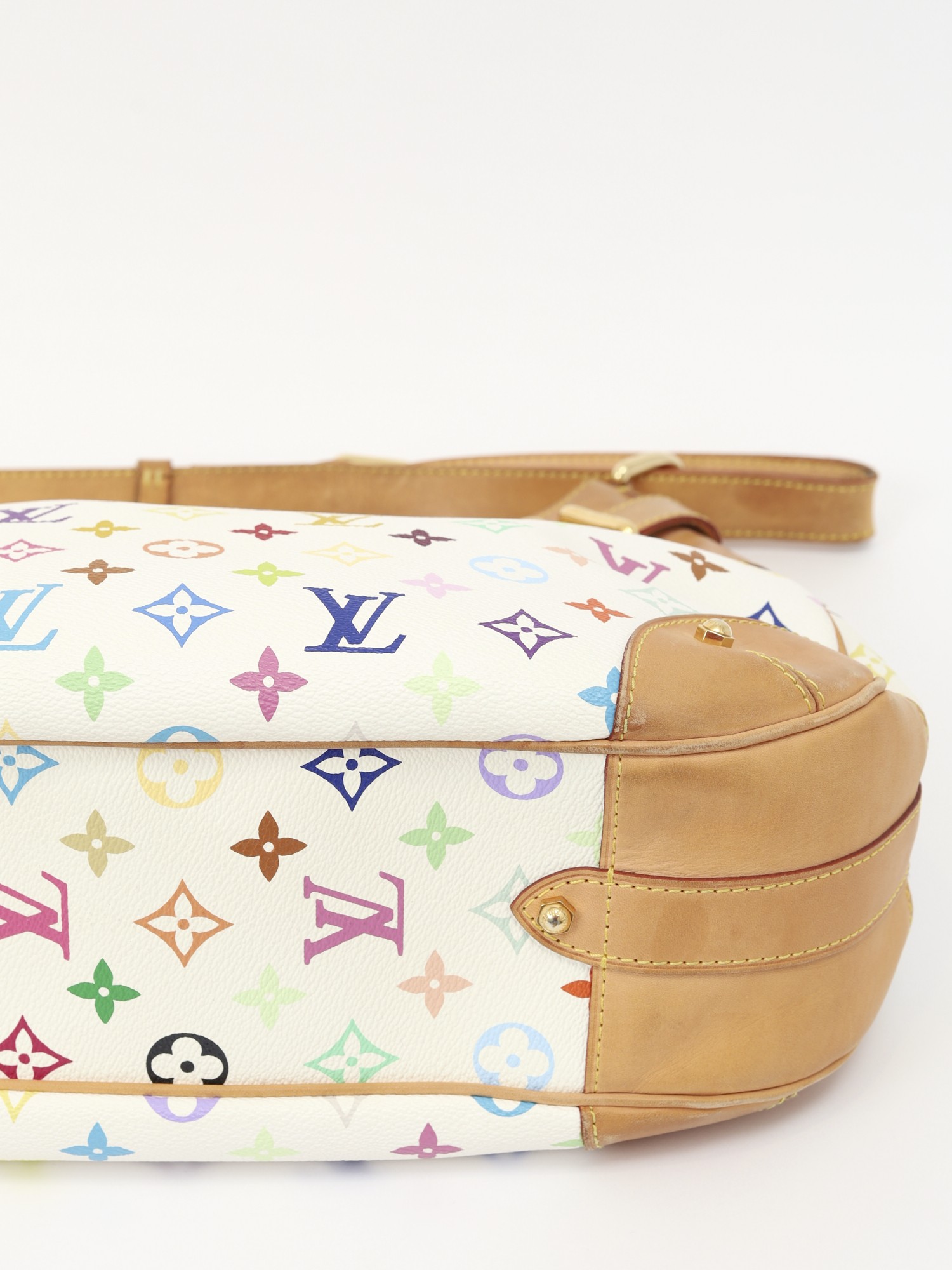 Louis Vuitton Greta 10