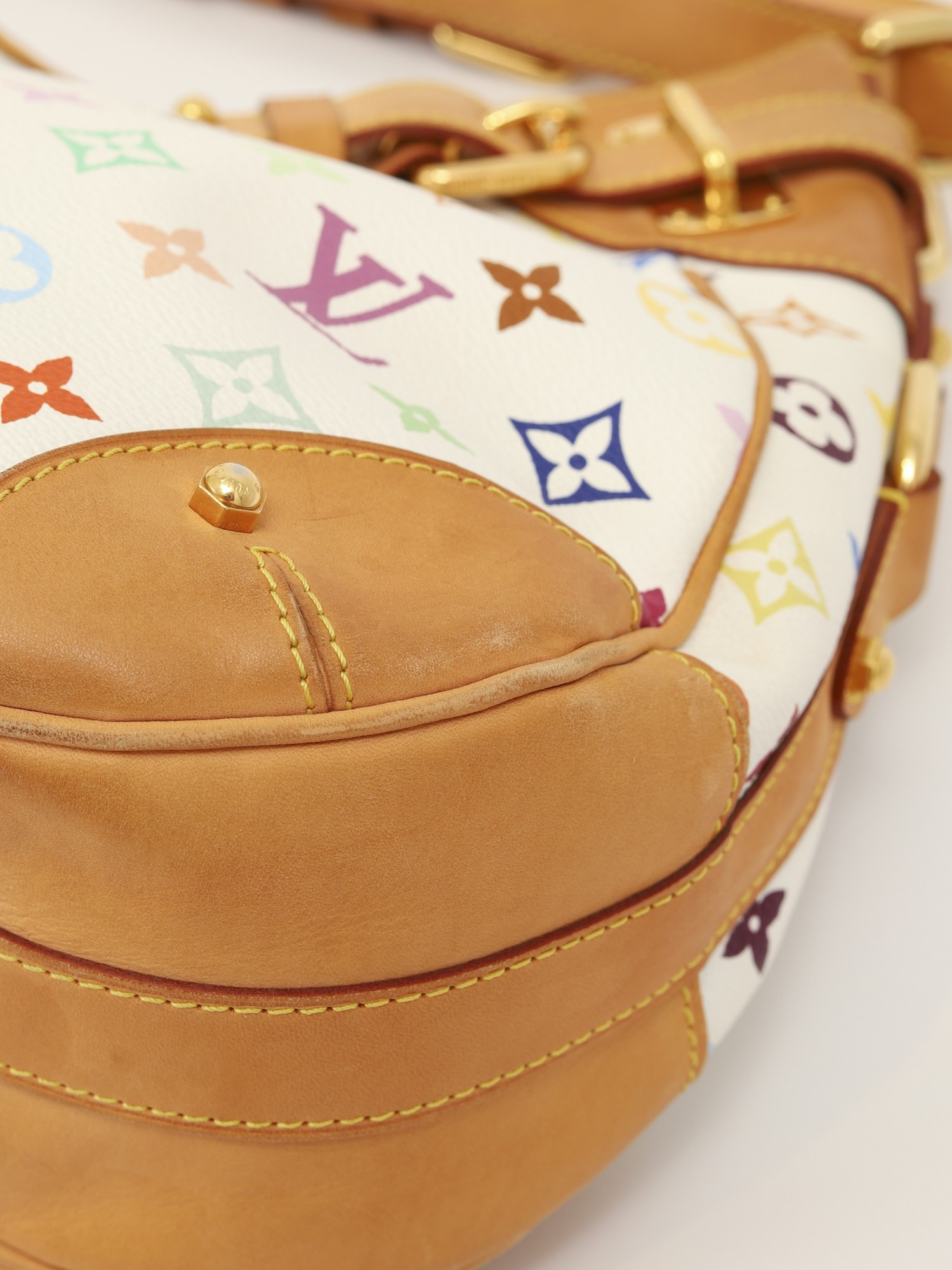 Louis Vuitton Greta 13