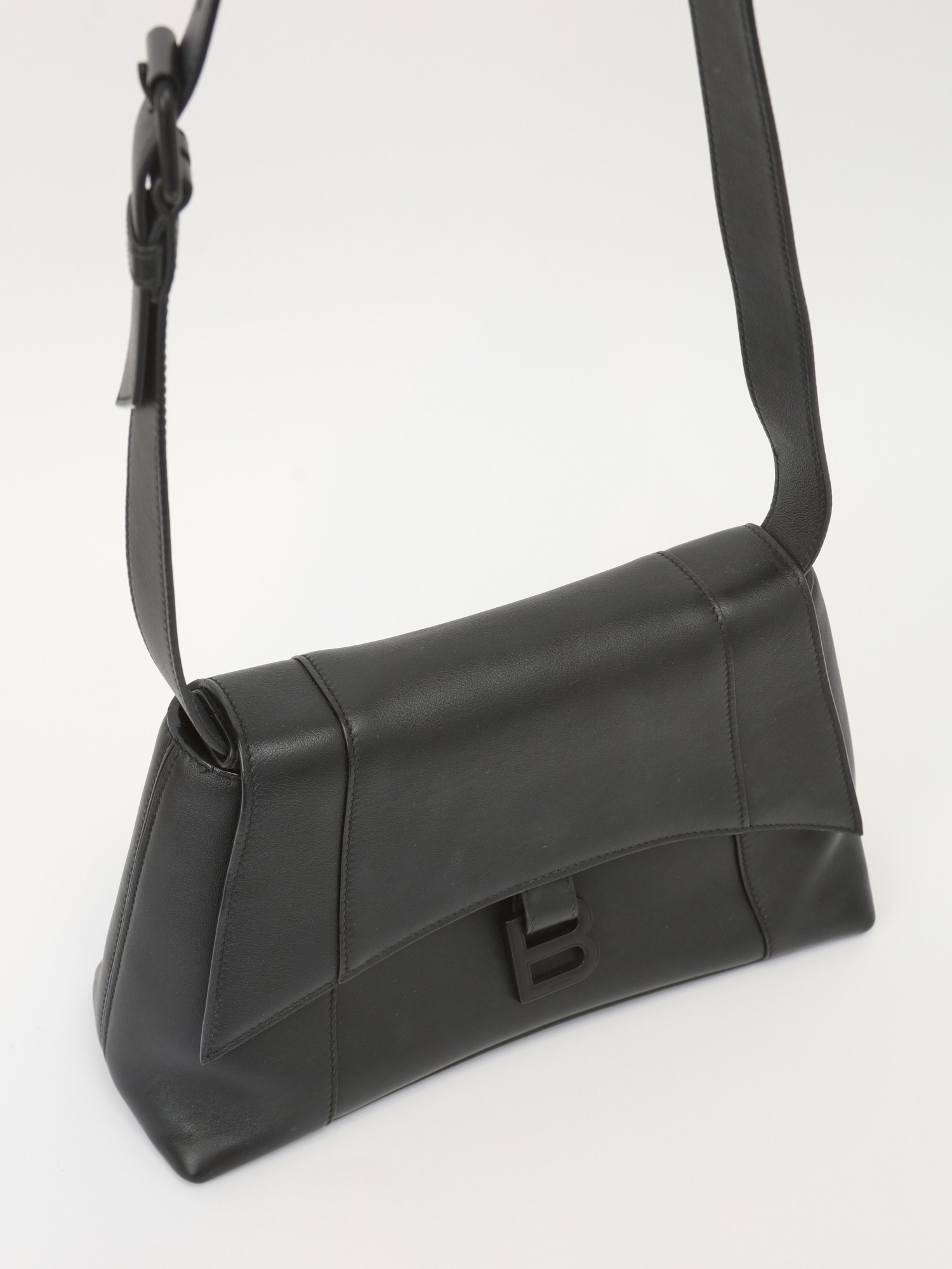 Balenciaga Downtown 4