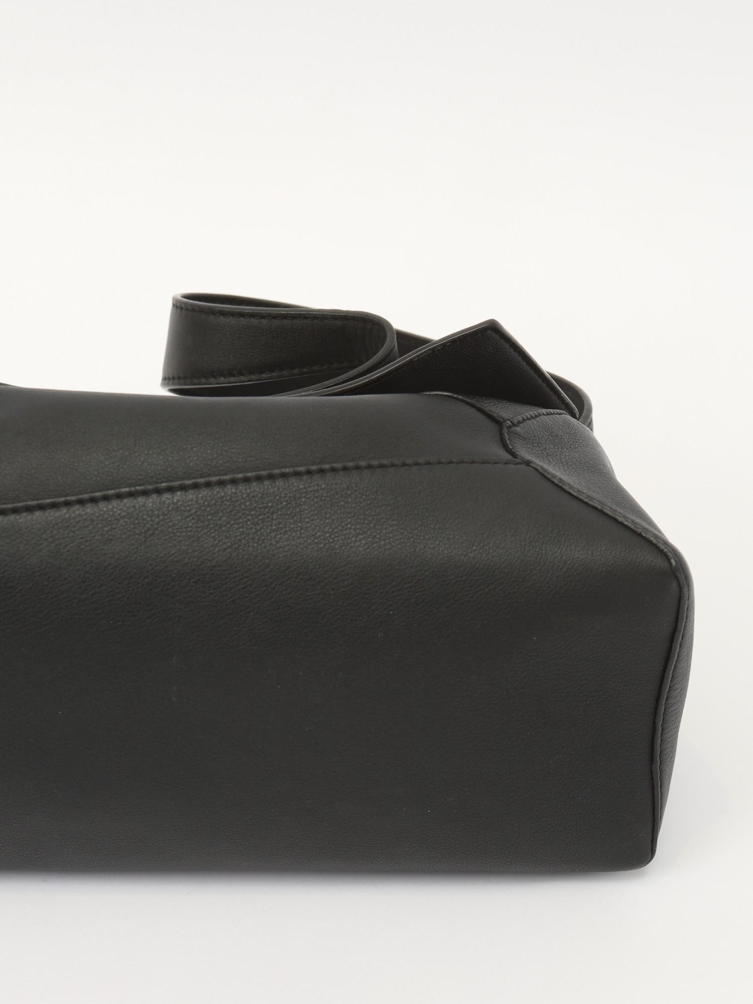 Loewe Puzzle 7