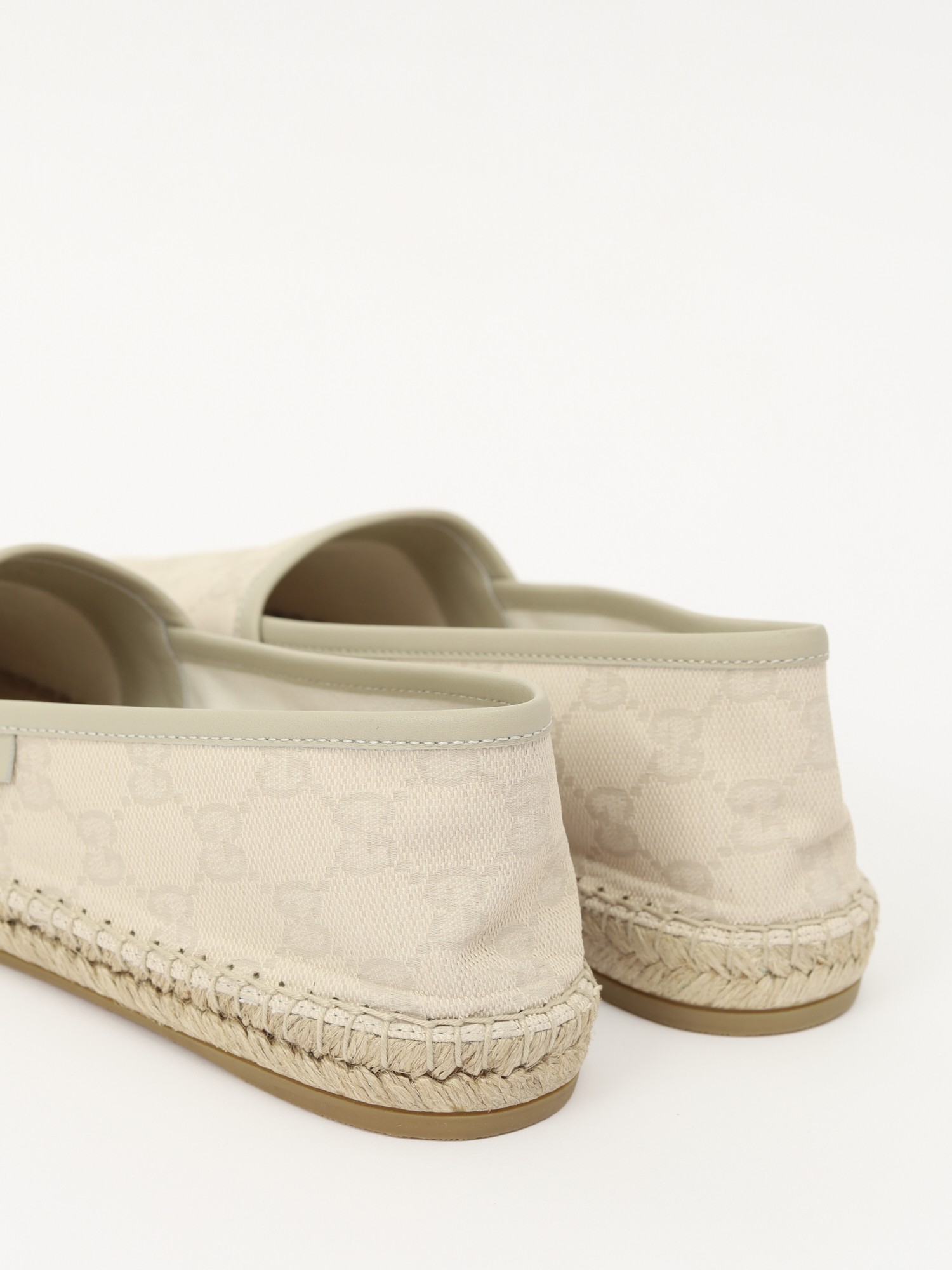 Gucci Shoes 39 8