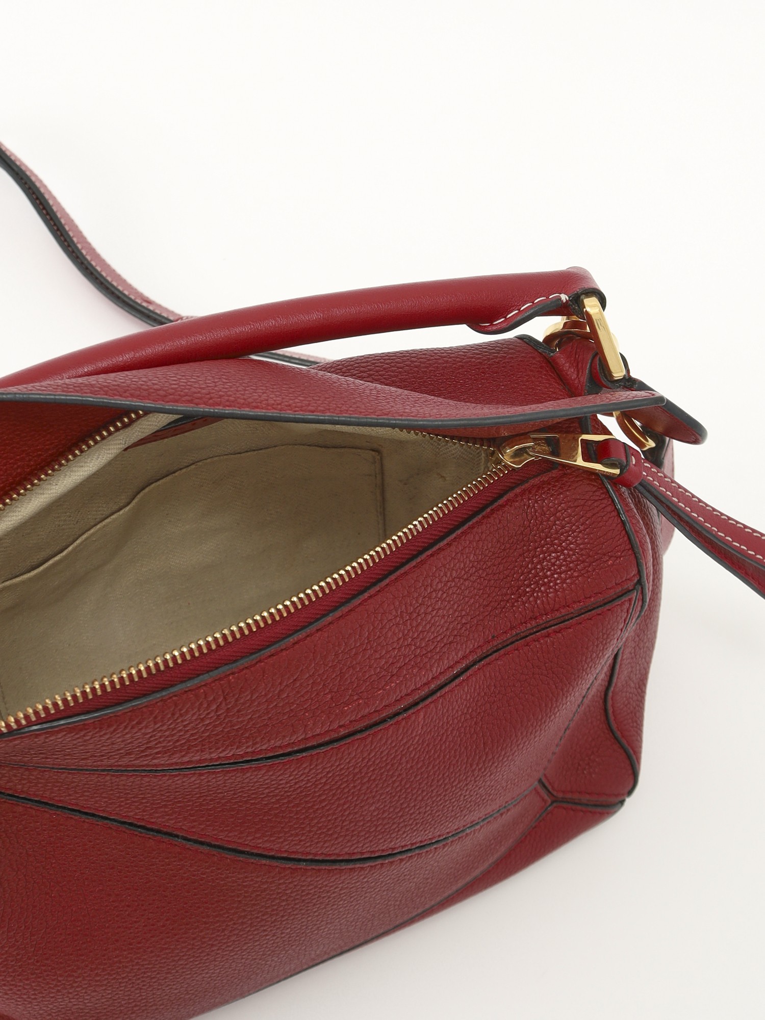 Loewe Puzzle 12