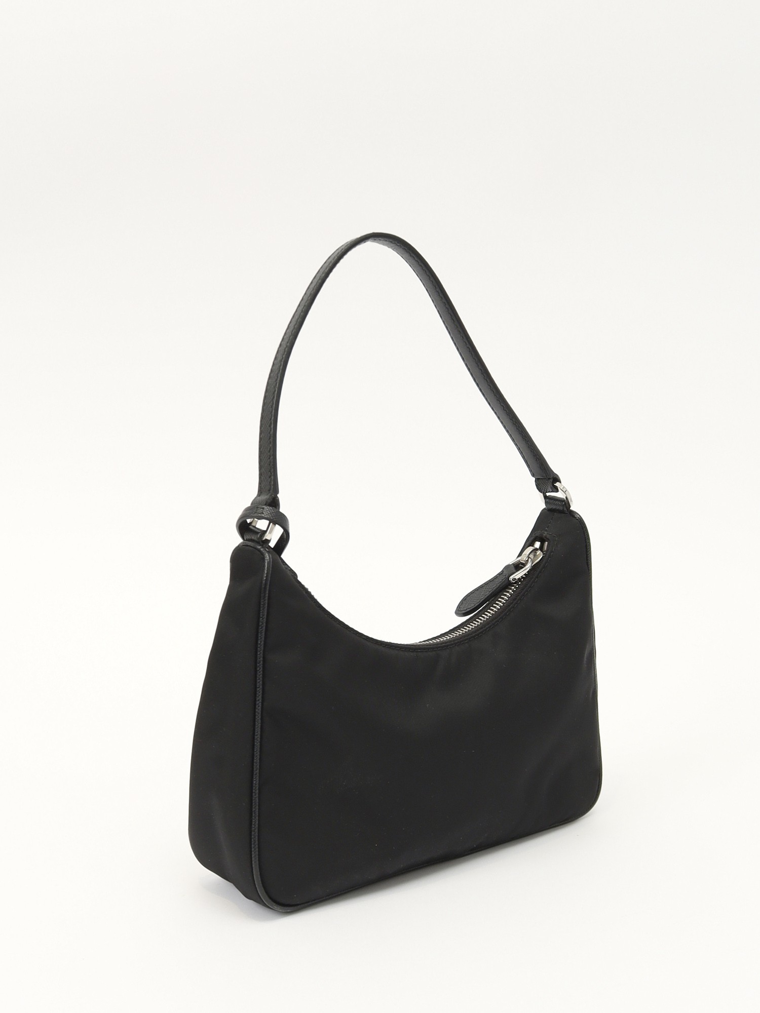 Prada Re-Edition 2005 3