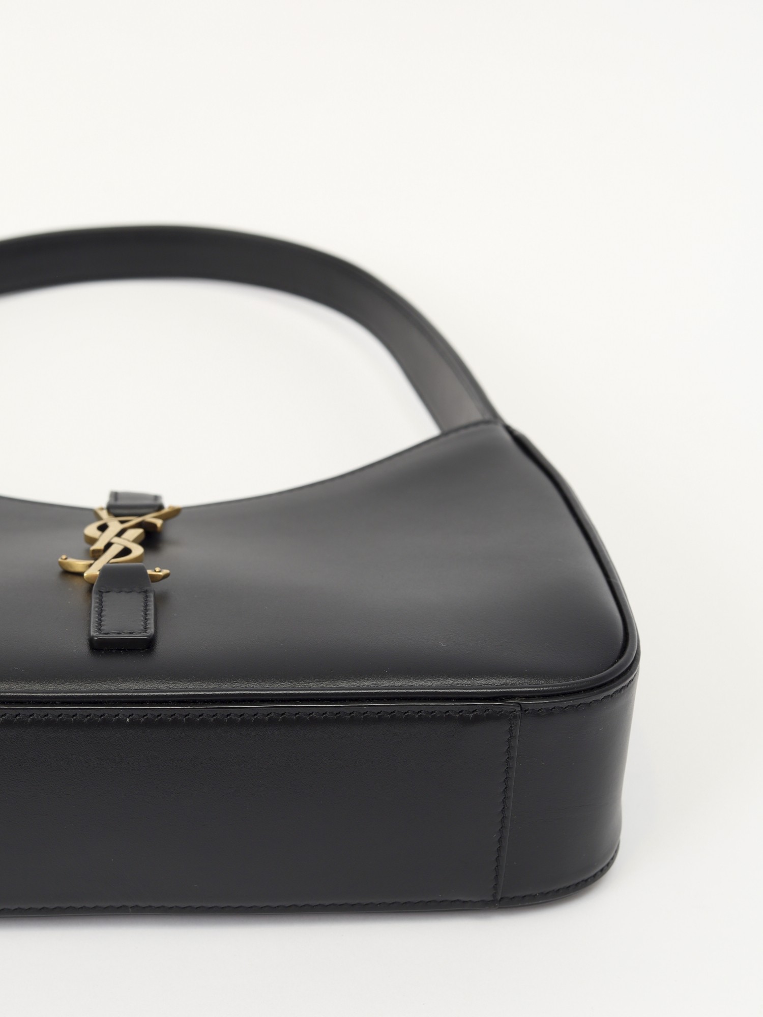 Saint Laurent Le 5 A 7 8