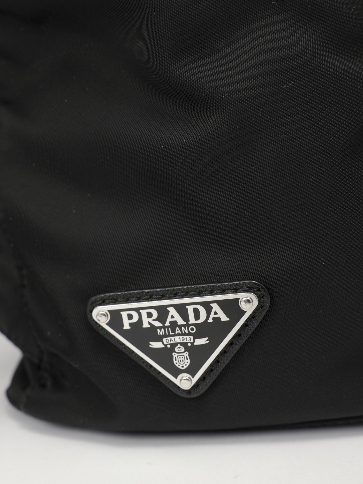 Prada New Vela 5