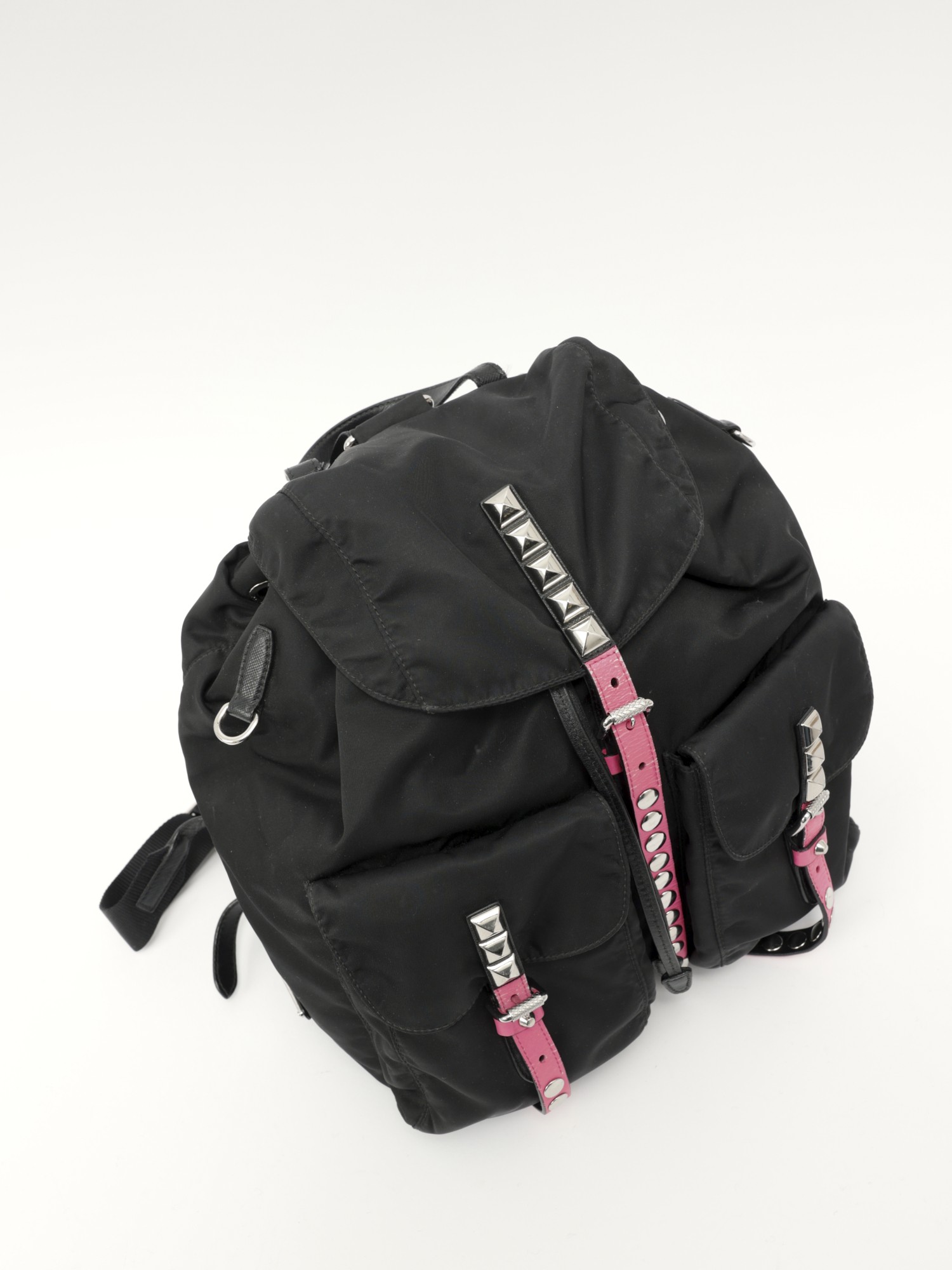 Prada New Vela 4