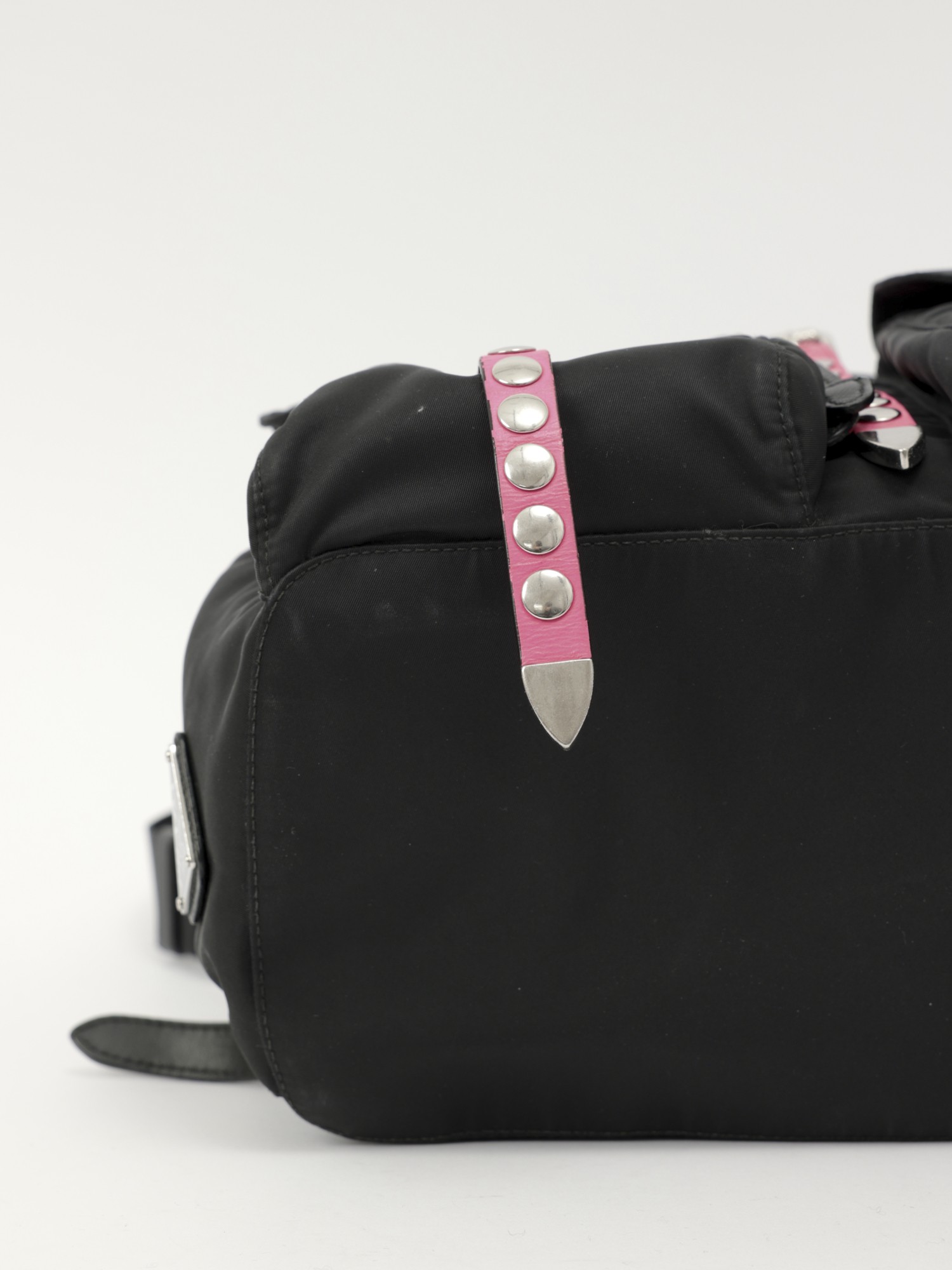 Prada New Vela 8