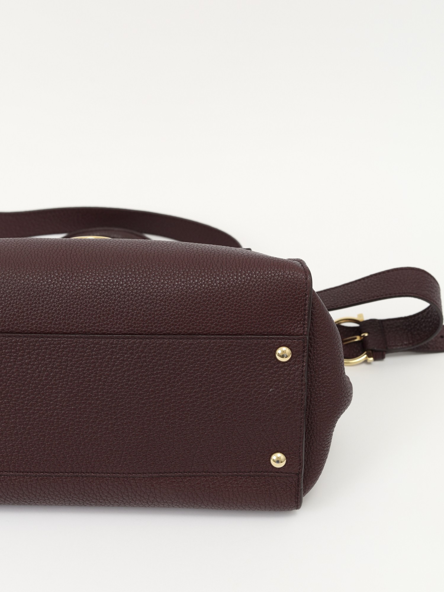 Salvatore Ferragamo Sofia 9