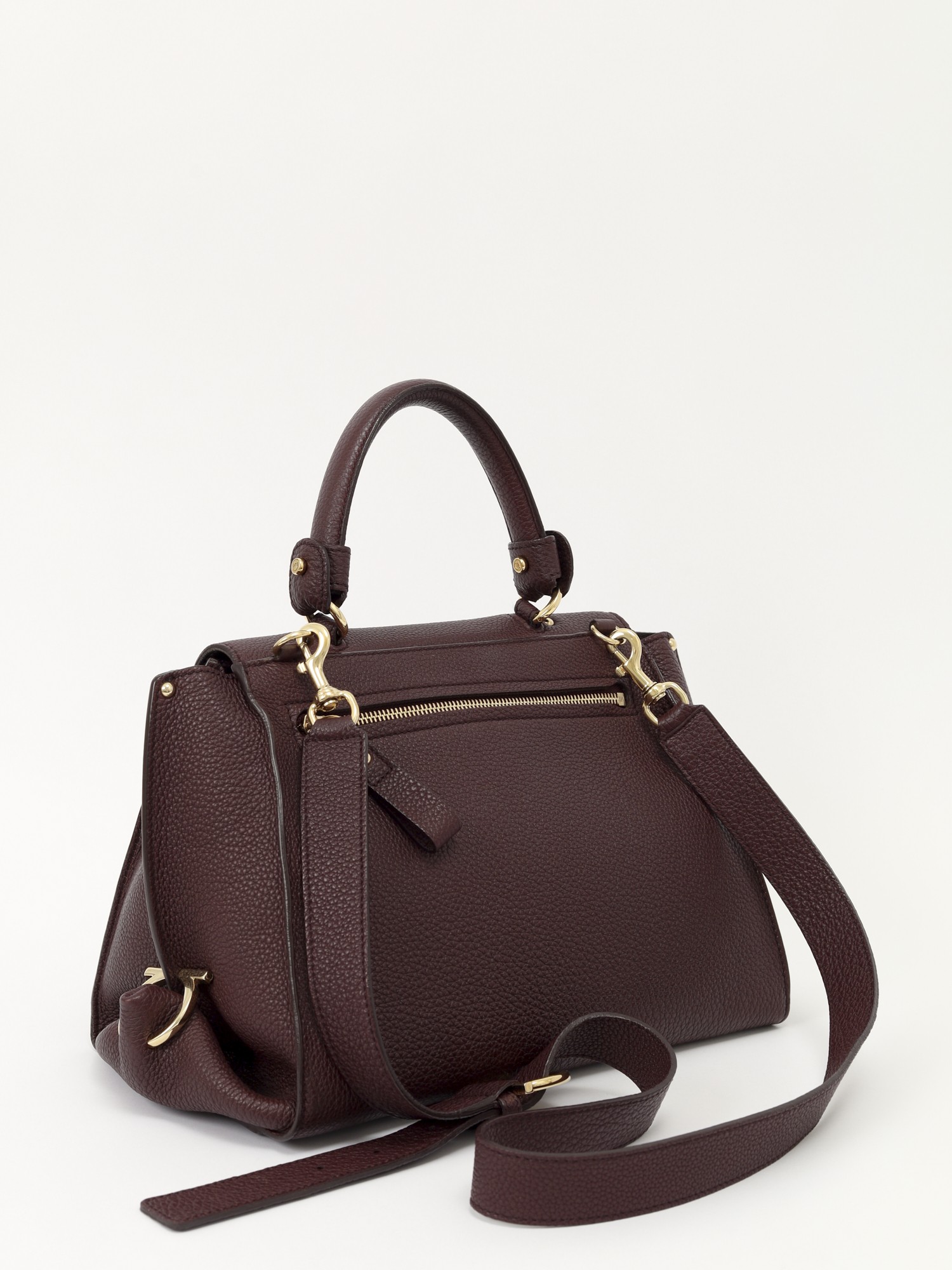 Salvatore Ferragamo Sofia 3