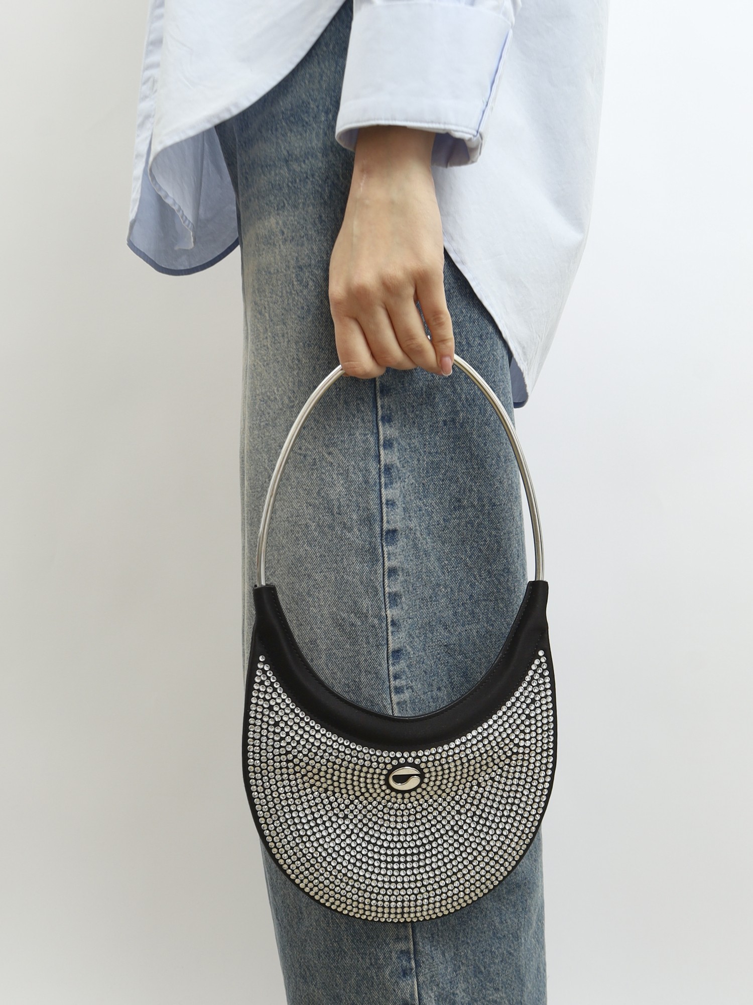 Coperni Swipe 1
