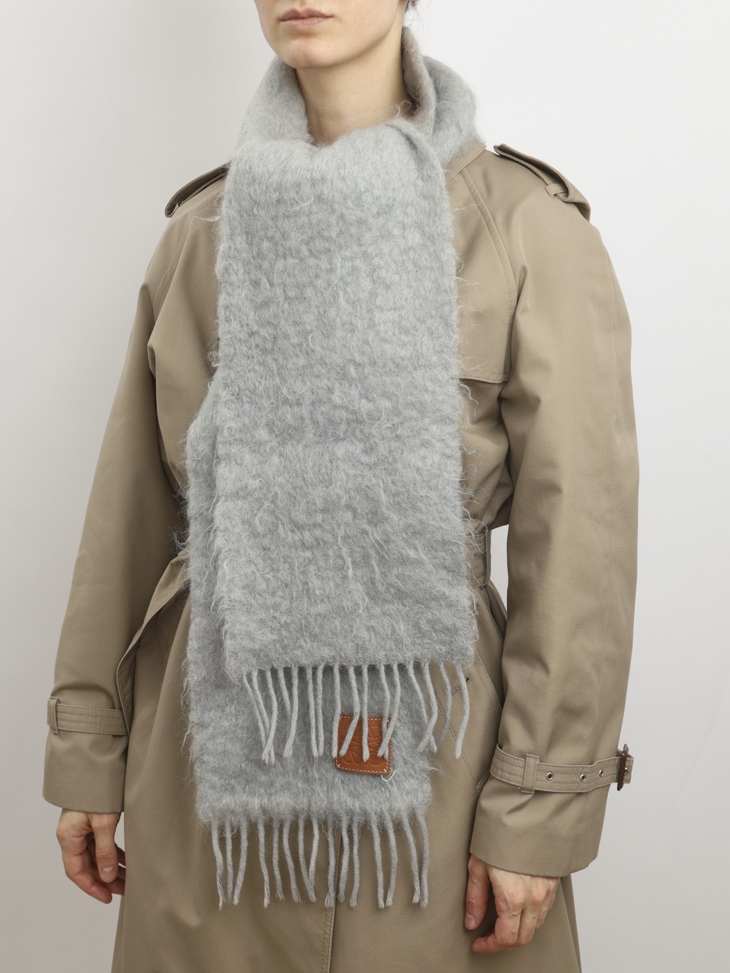 Loewe Scarf 1