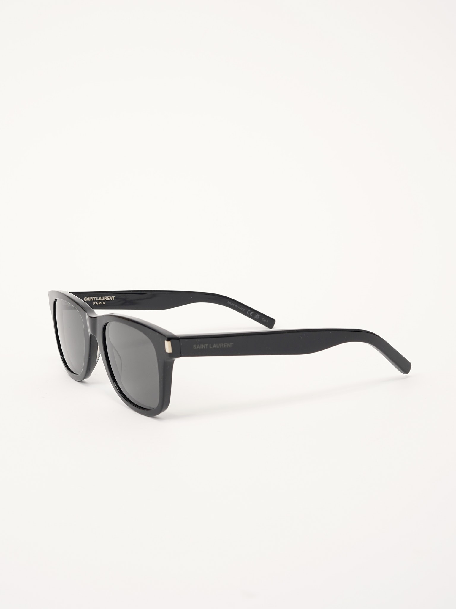 Saint Laurent None  2