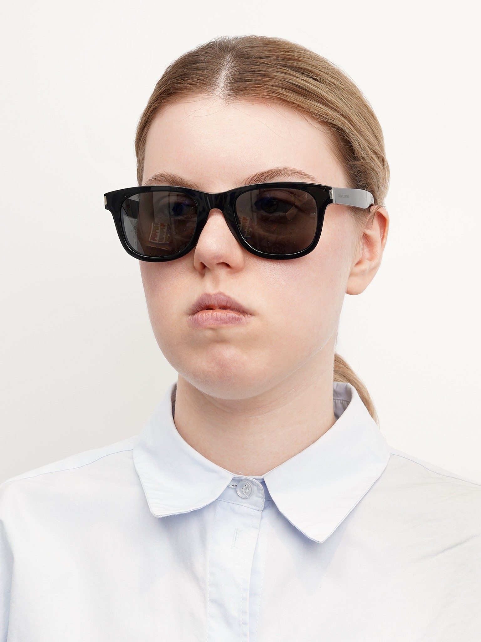 Saint Laurent None  1