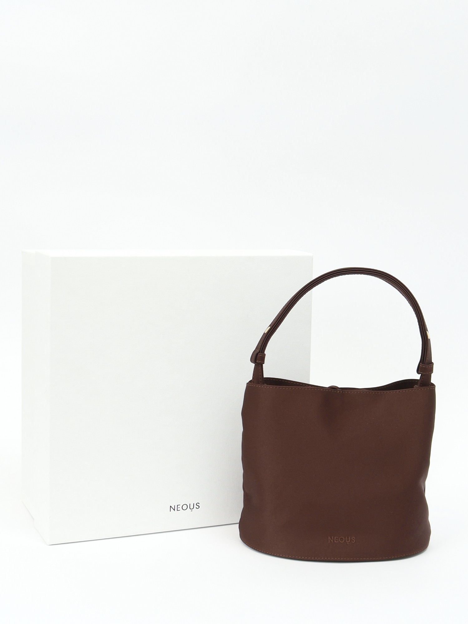 Neous Pardalis 4