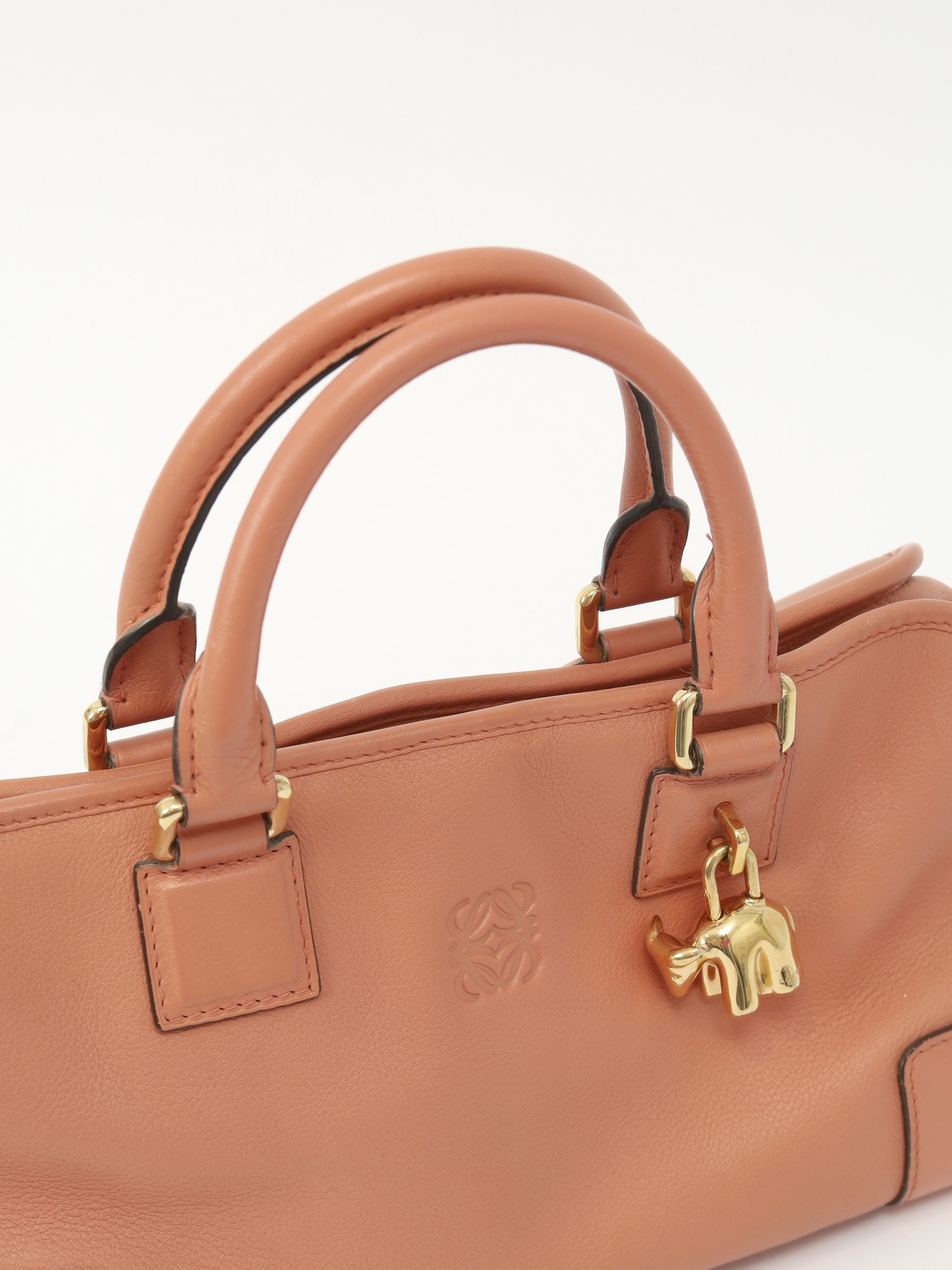 Loewe Amazona  4