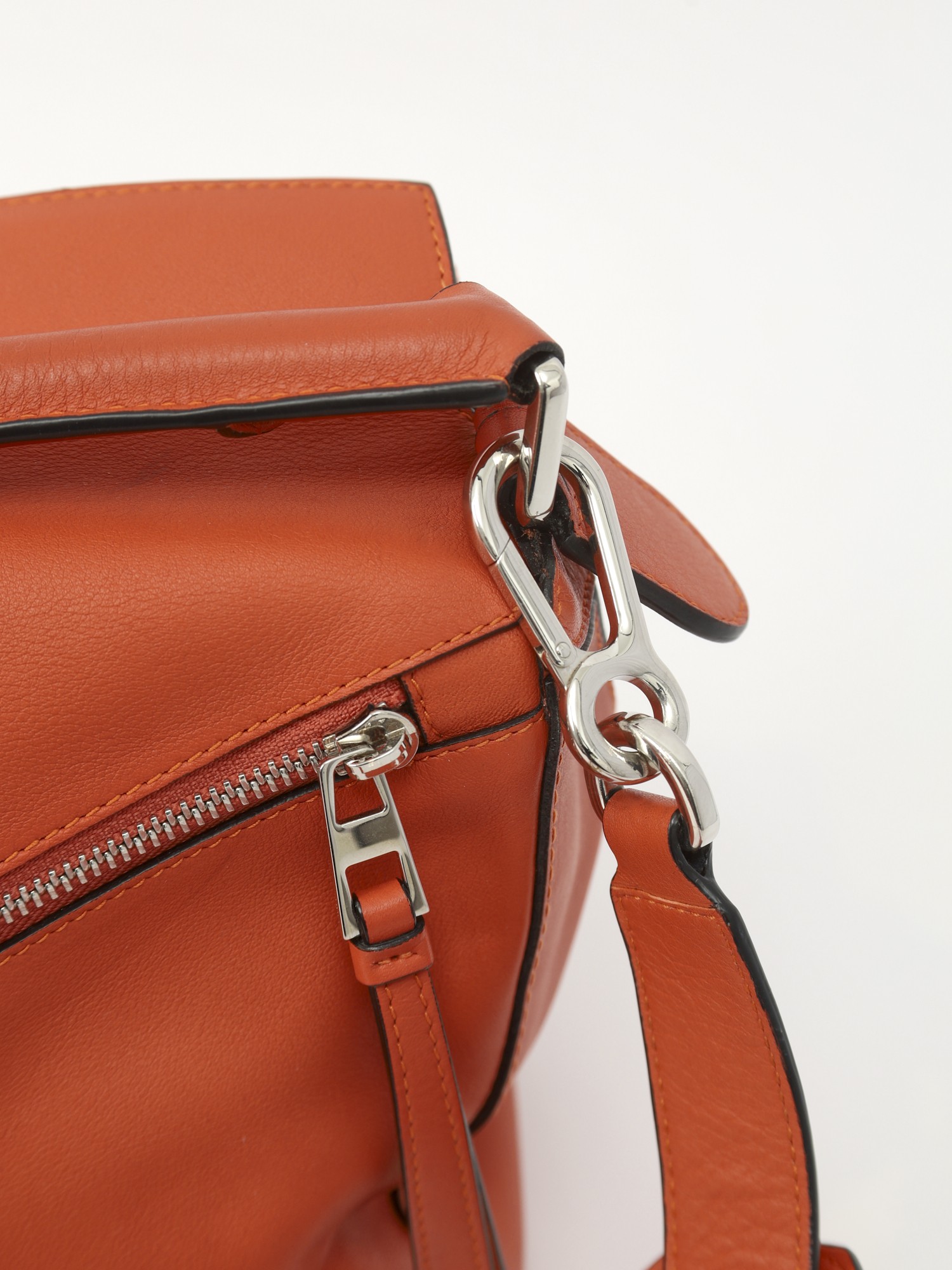 Loewe Puzzle 7