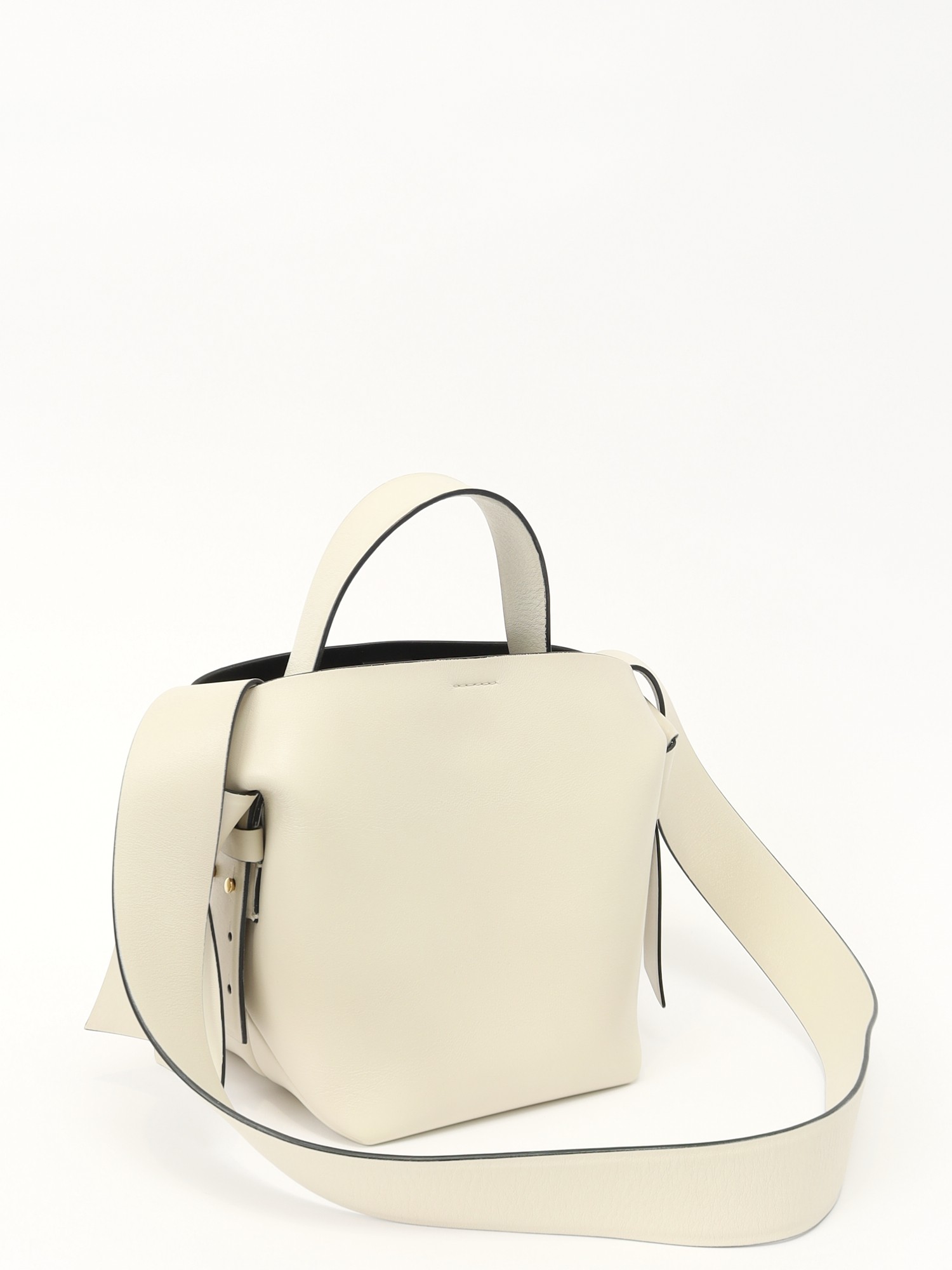 Acne Studios Musubi 3