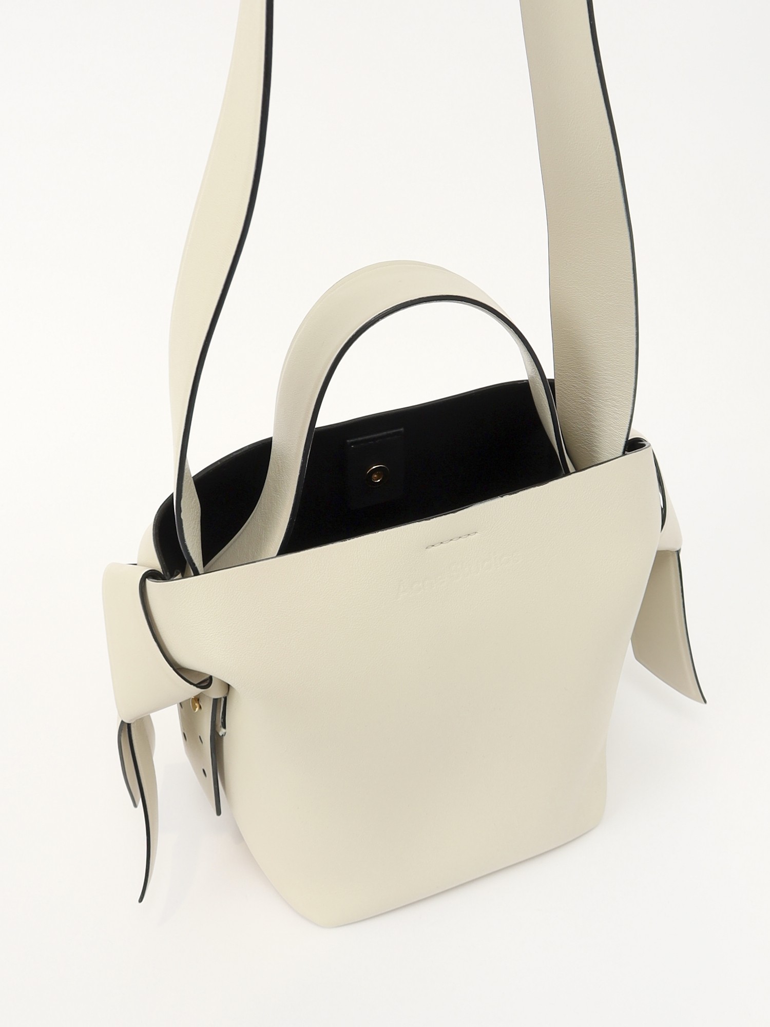 Acne Studios Musubi 4