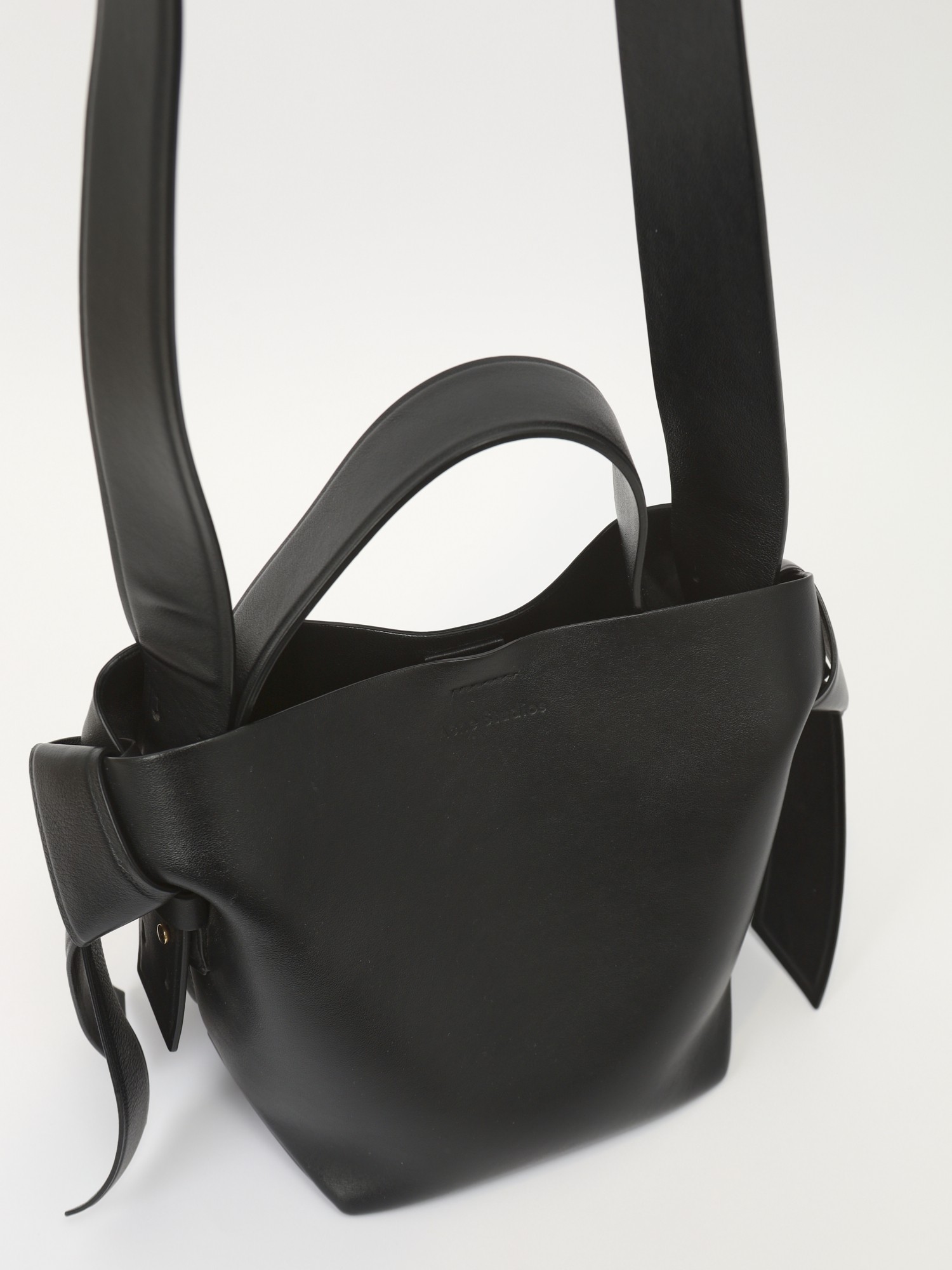 Acne Studios Musubi 4
