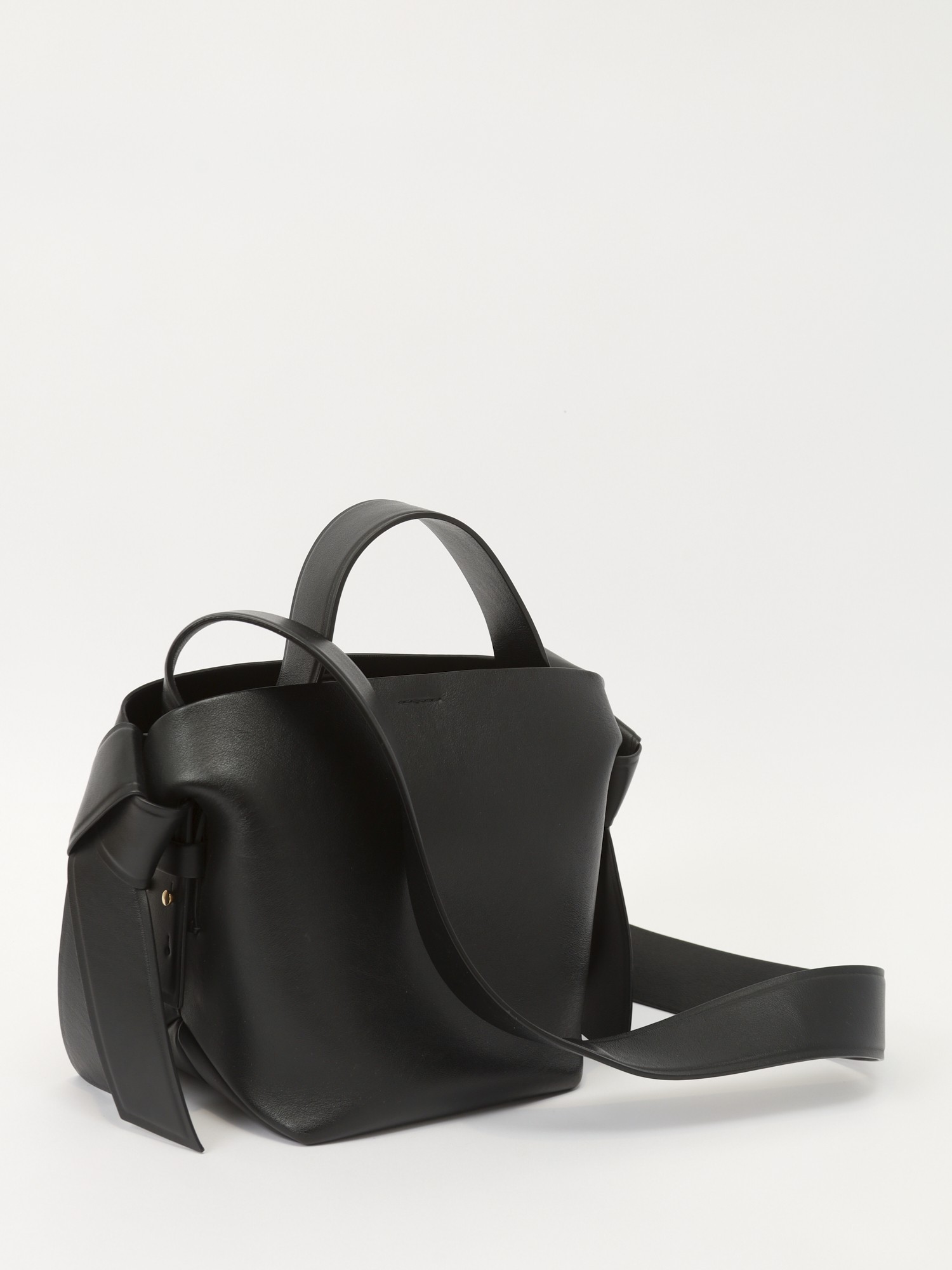 Acne Studios Musubi 3