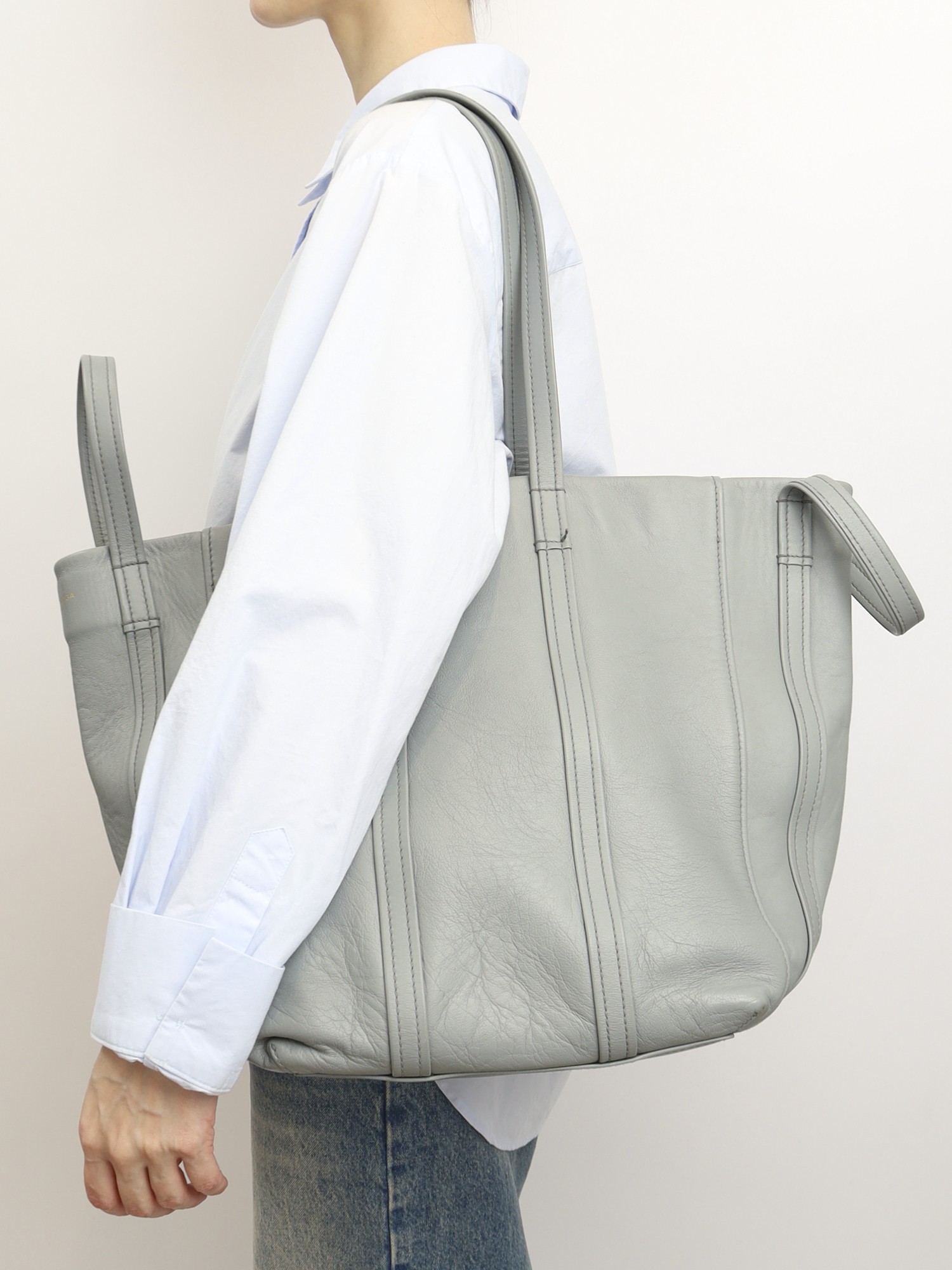 Balenciaga Everyday  1