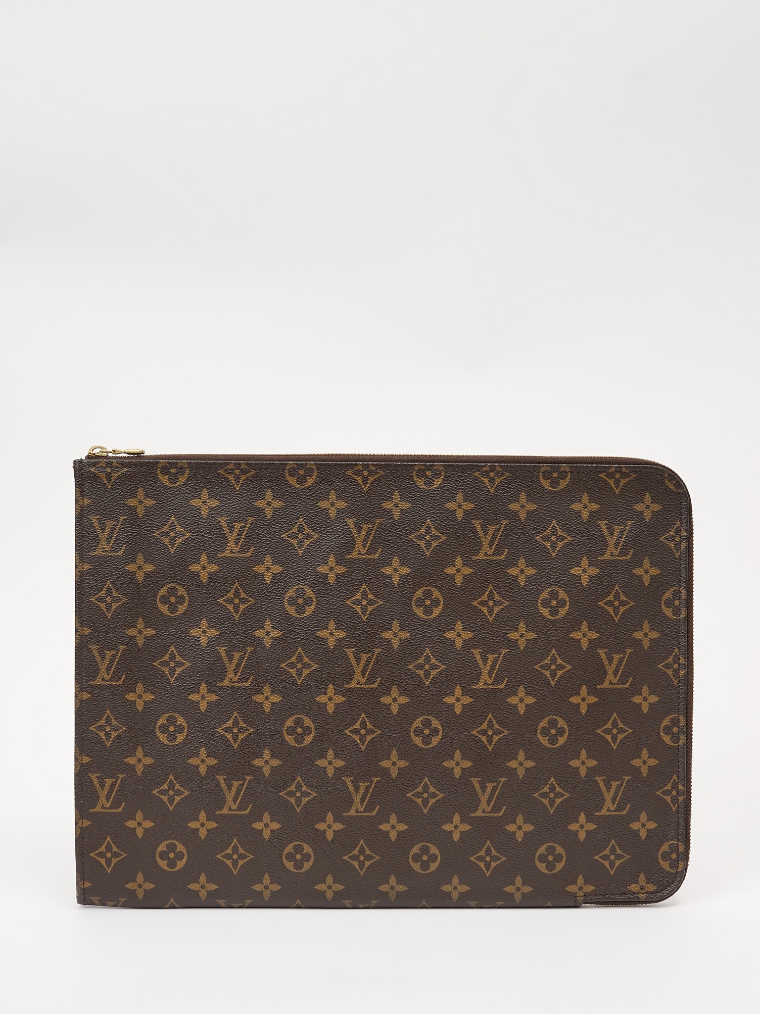 Louis Vuitton Case 0