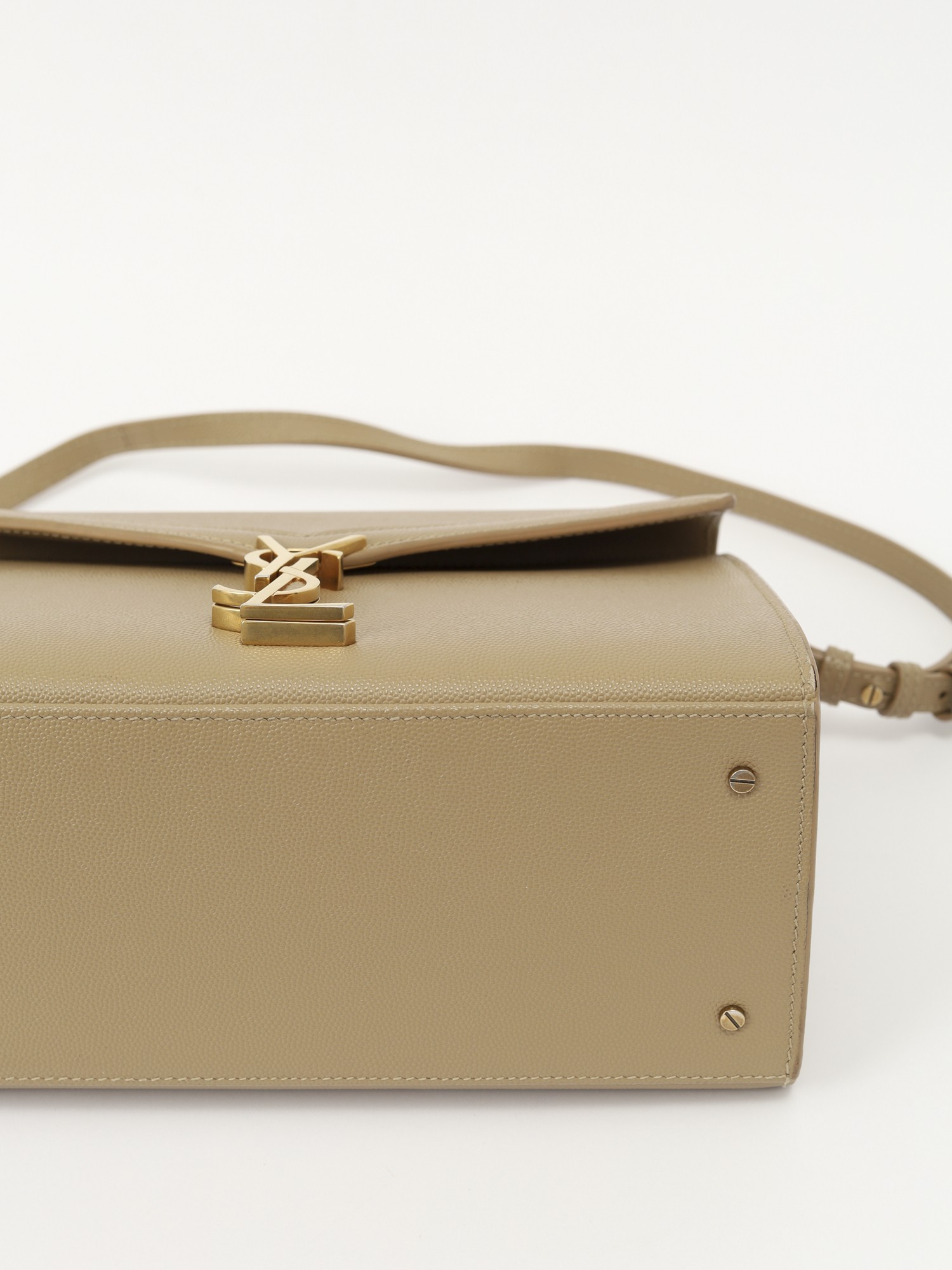 Saint Laurent Cassandra 7