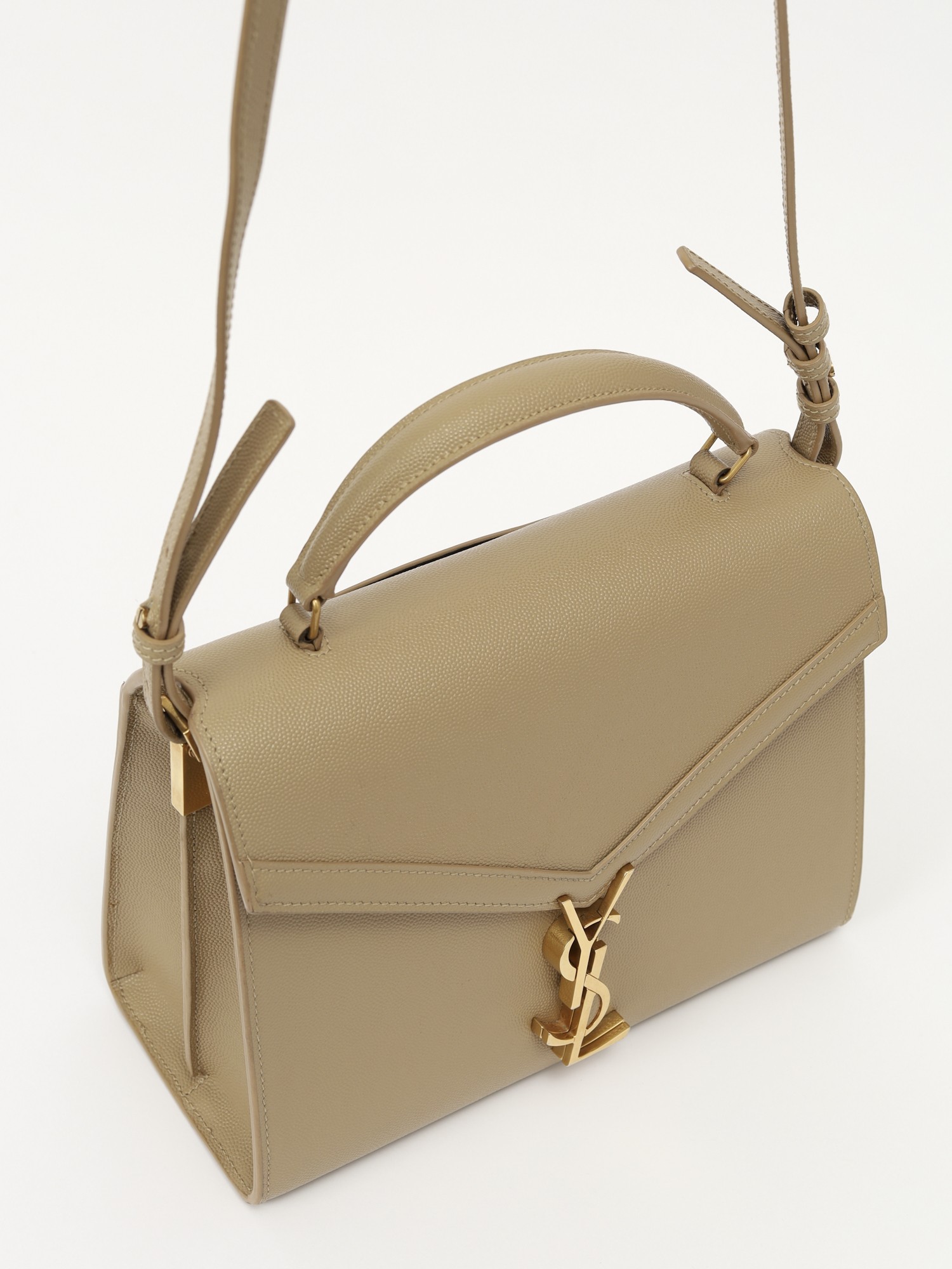 Saint Laurent Cassandra 4