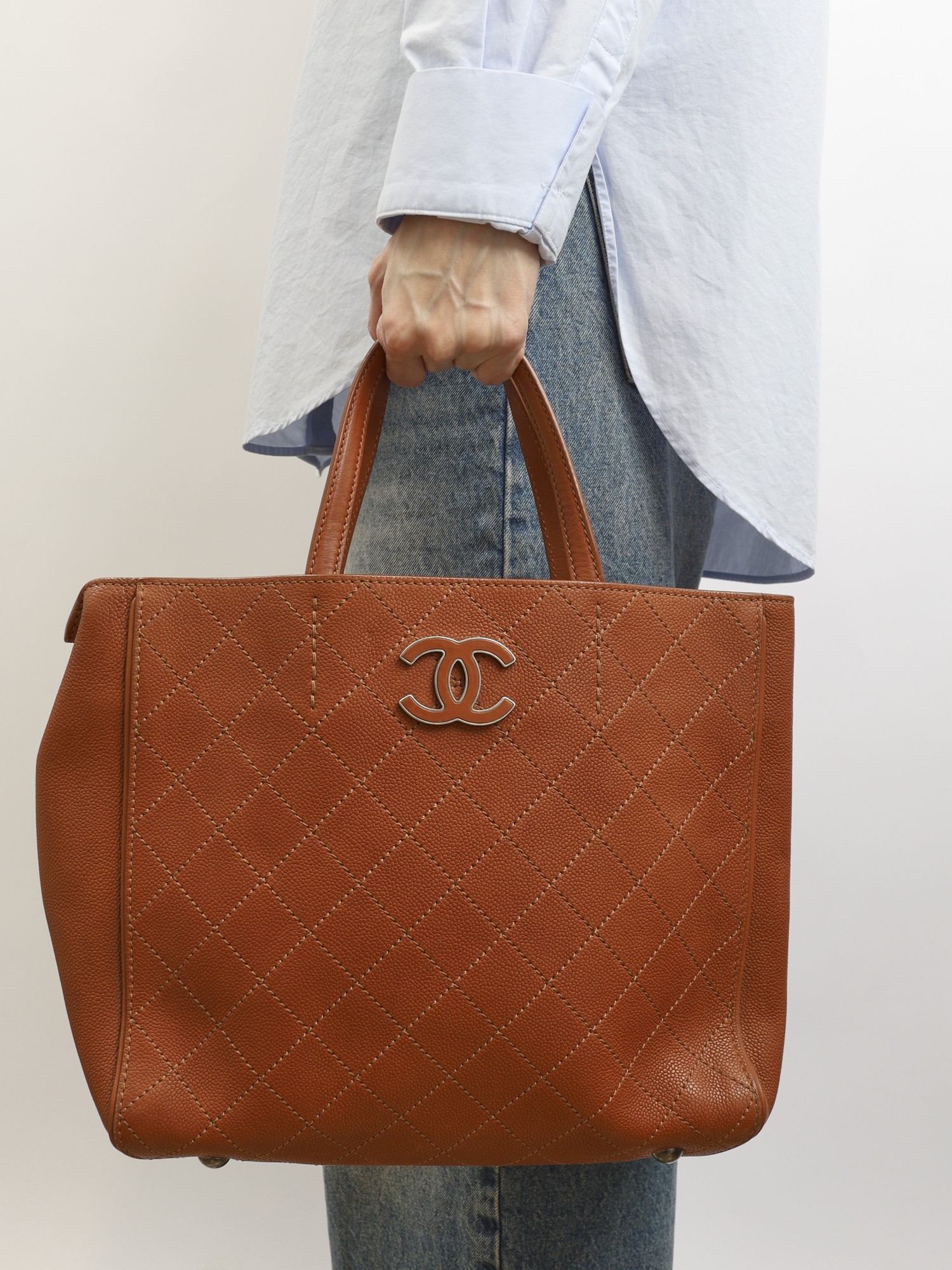 Chanel Leather Bag 1