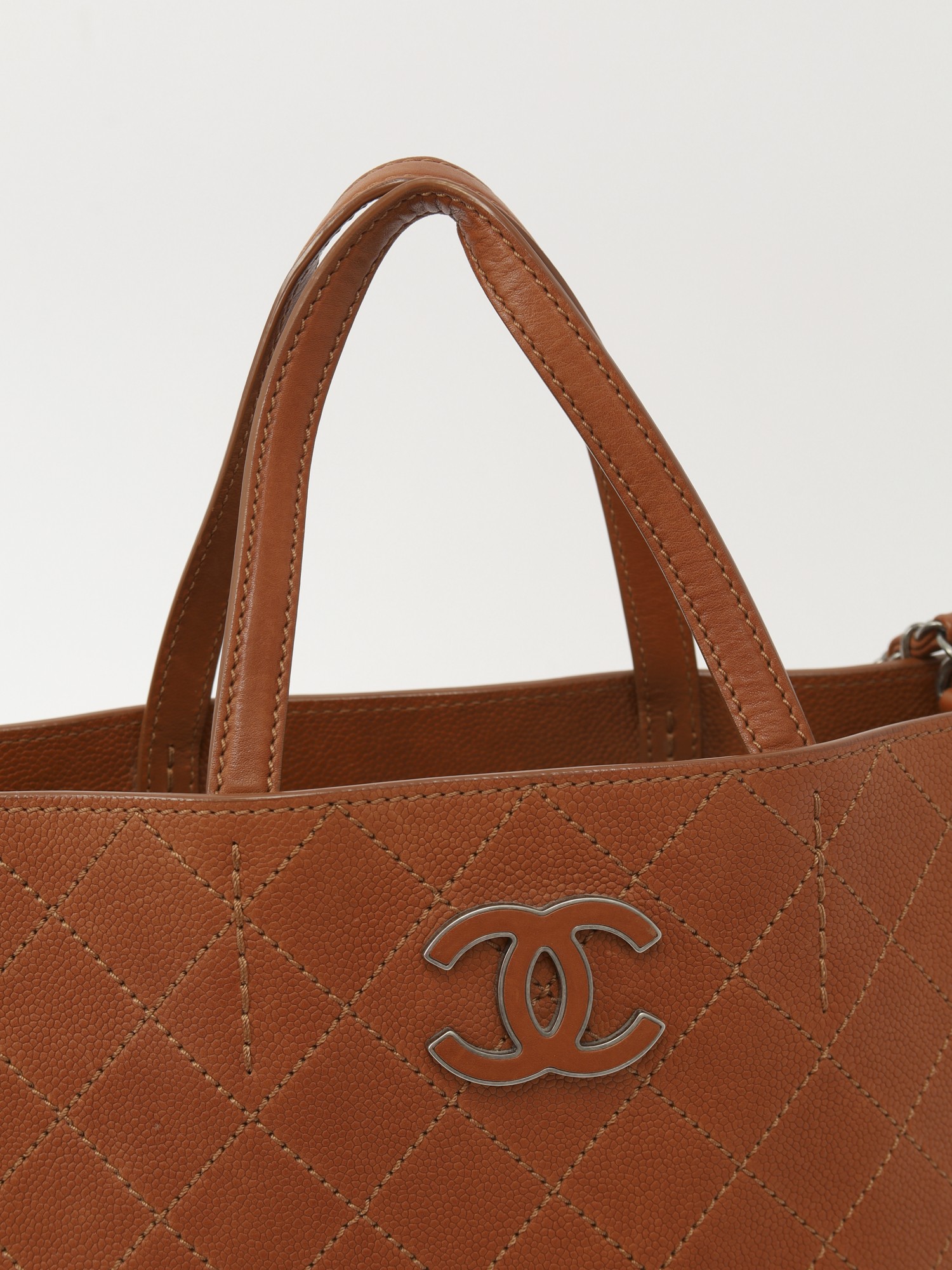 Chanel Leather Bag 4