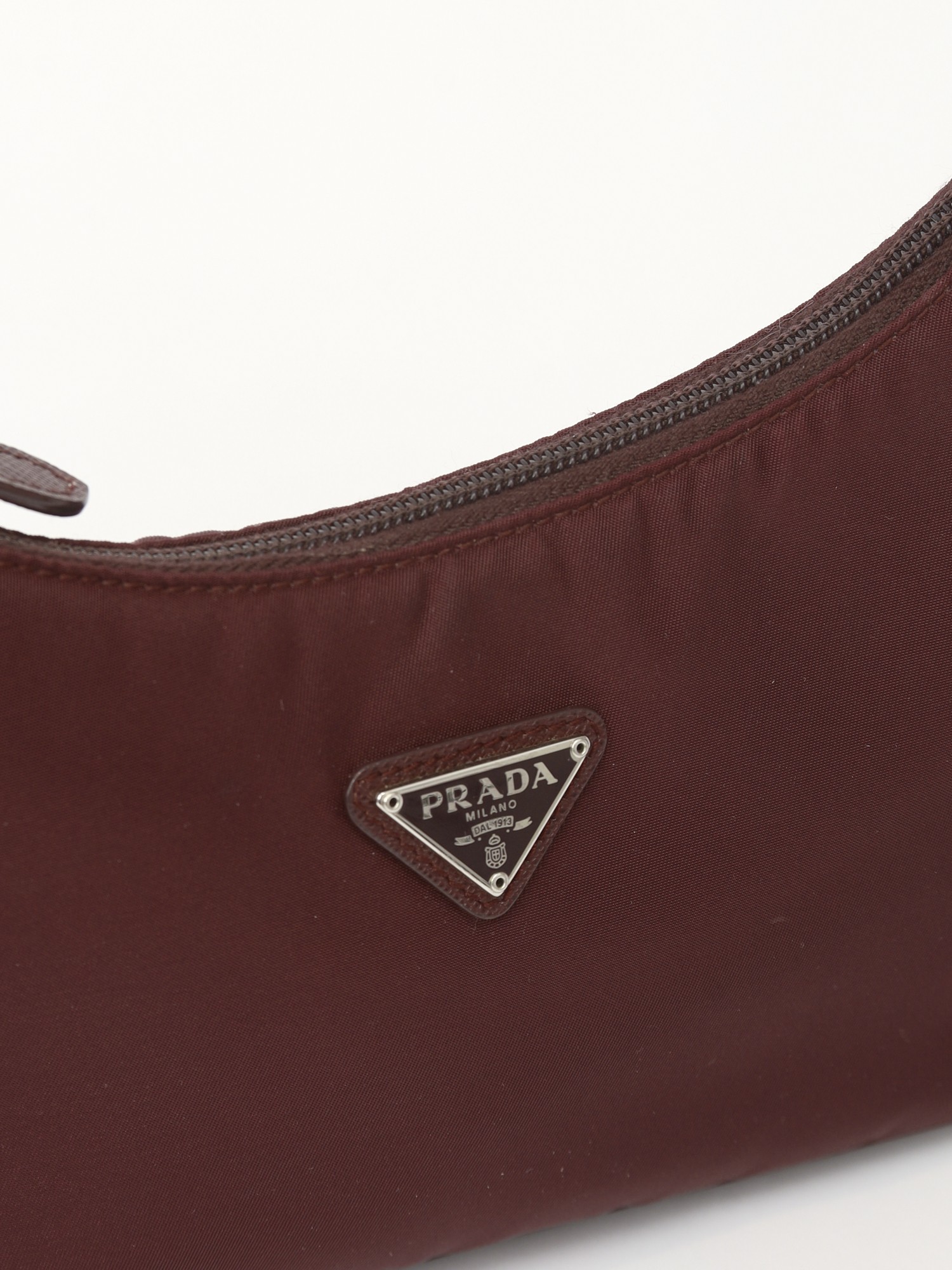 Prada Re-Edition 2000 5
