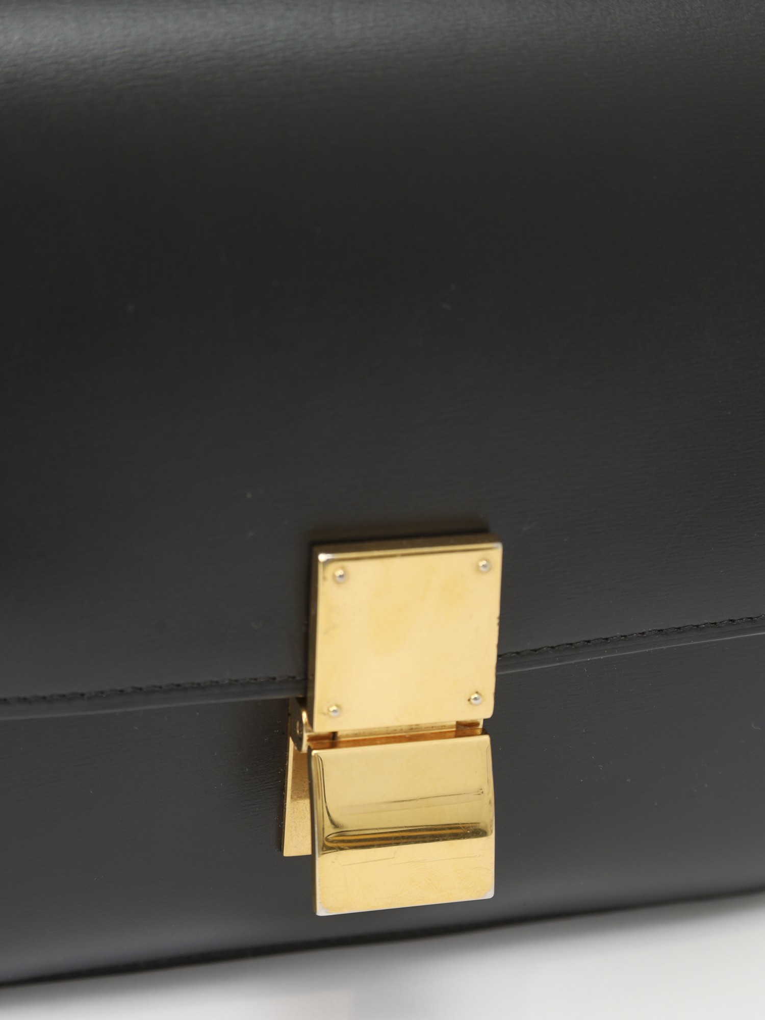 Celine Classic 5
