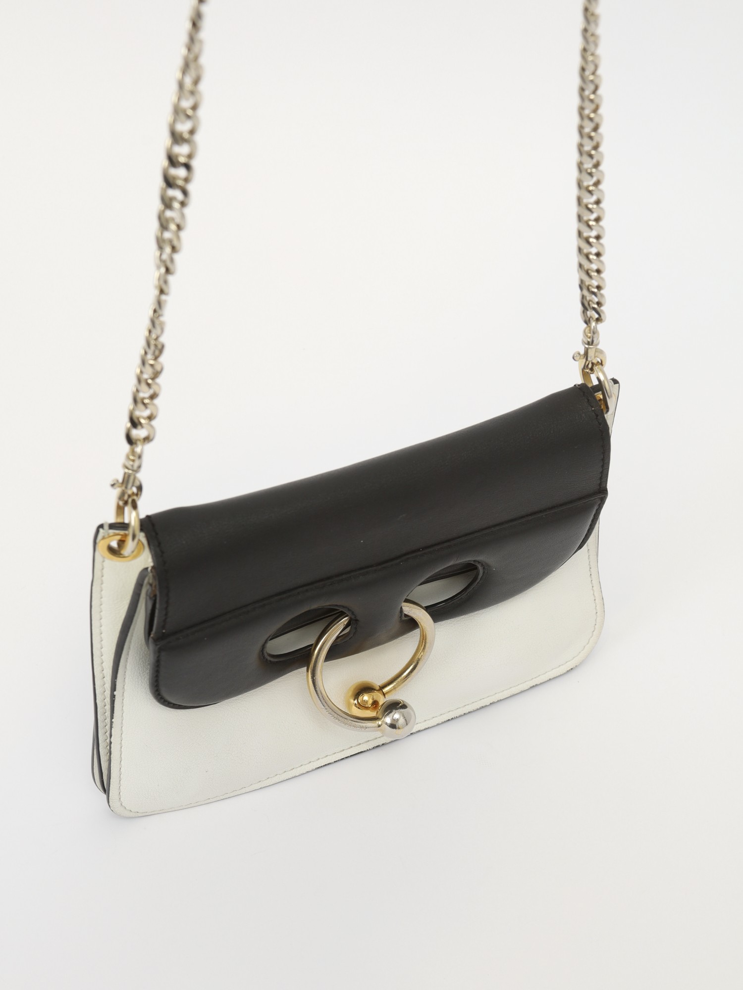 JW Anderson Pierce 4