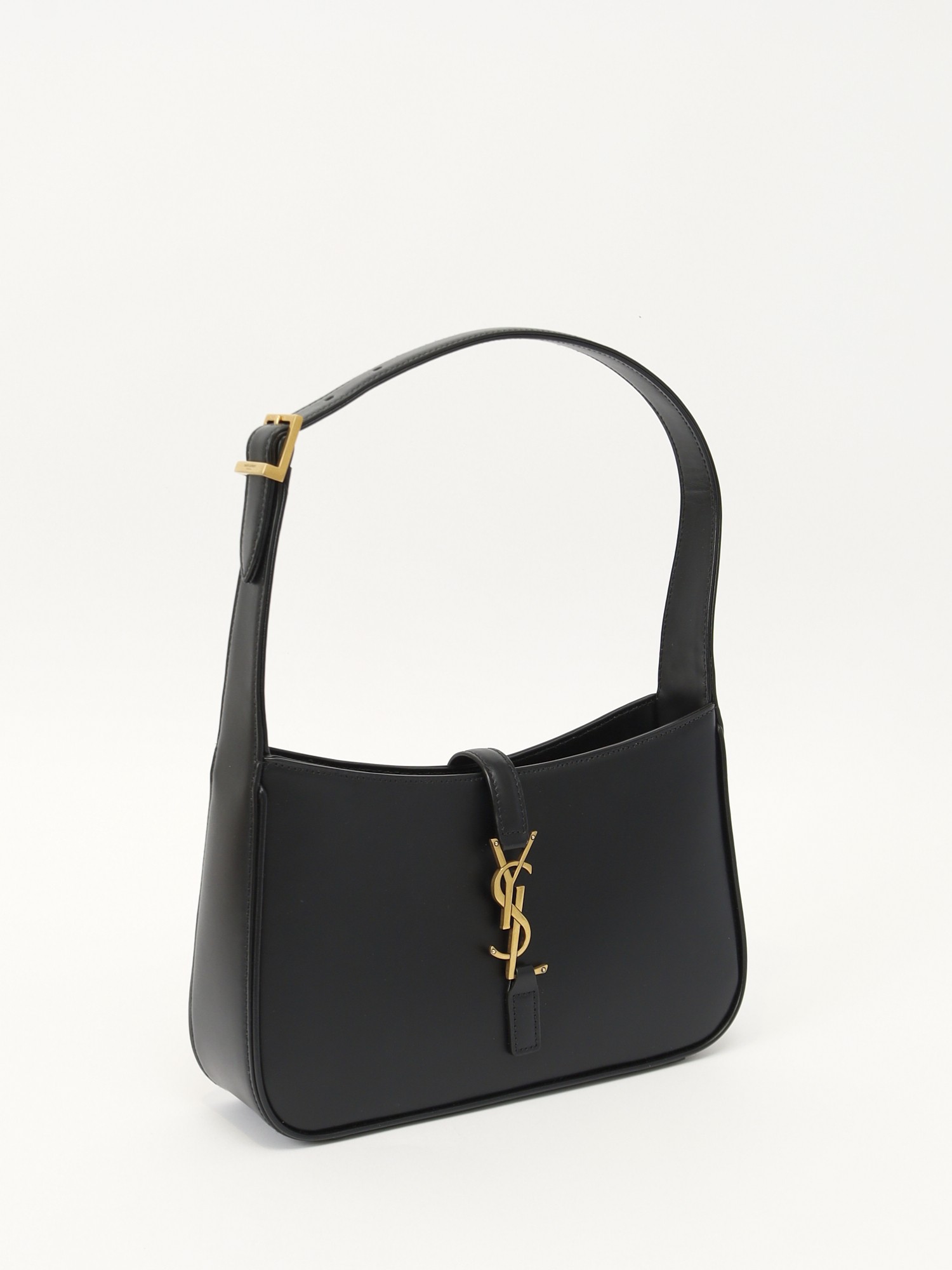 Saint Laurent Le 5 A 7 2